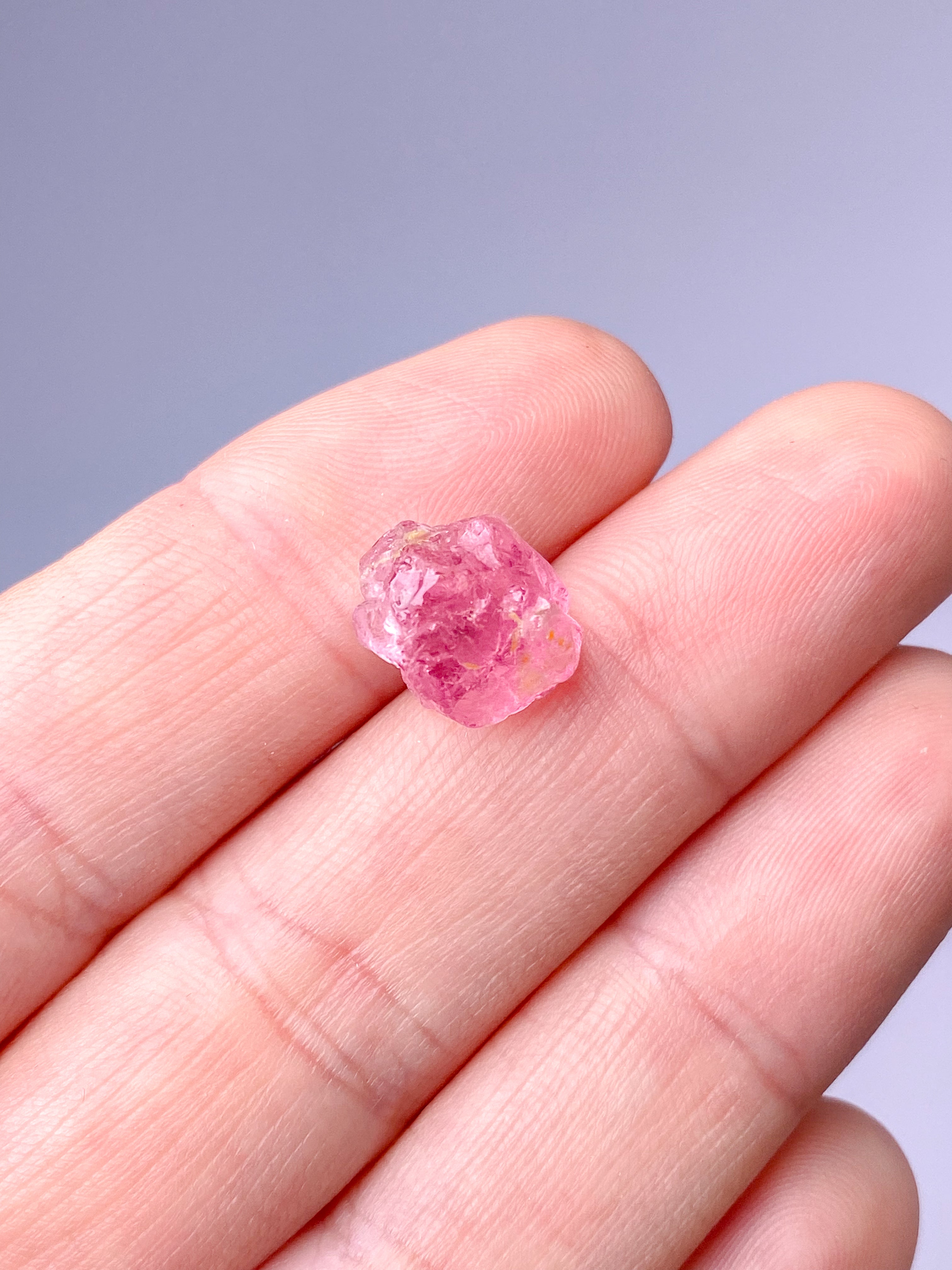 Pink Turmalin Rå (Nr. 1) Eksklusiv Kvalitet