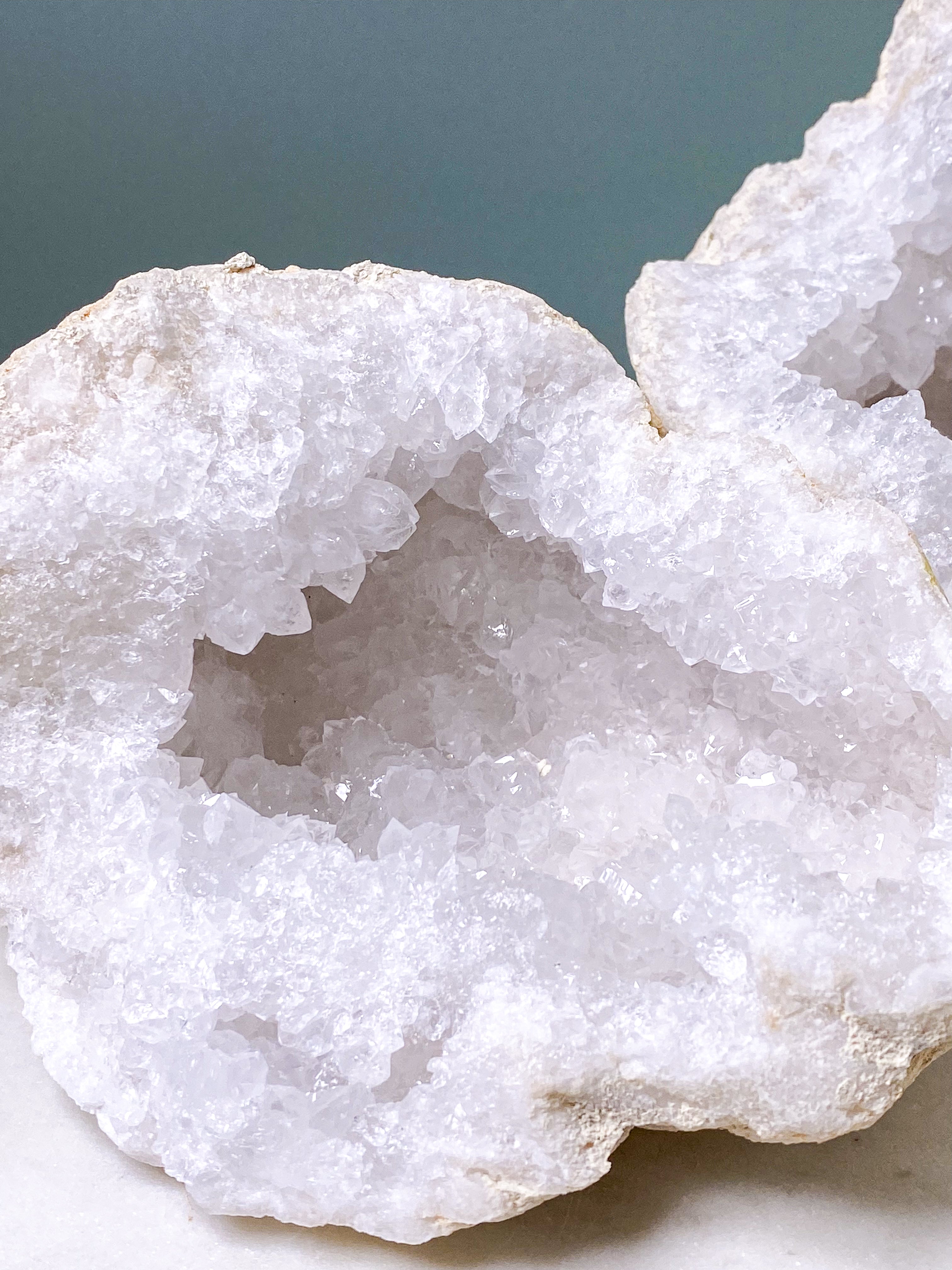 XL Bjergkrystal Geode Sæt - 2,8 kg (Nr. 24)