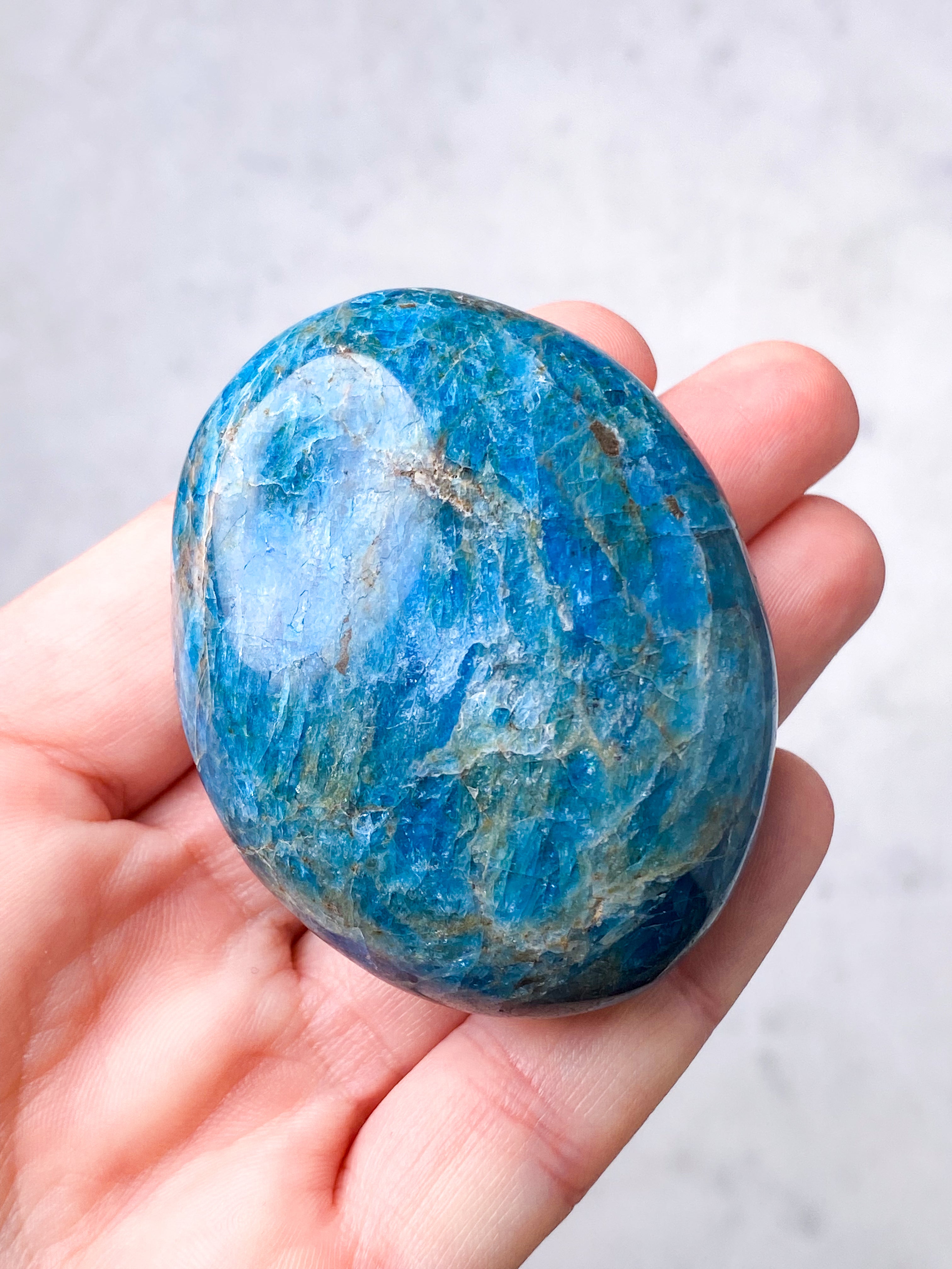 Blå Apatit Palmstone (Nr. 3)