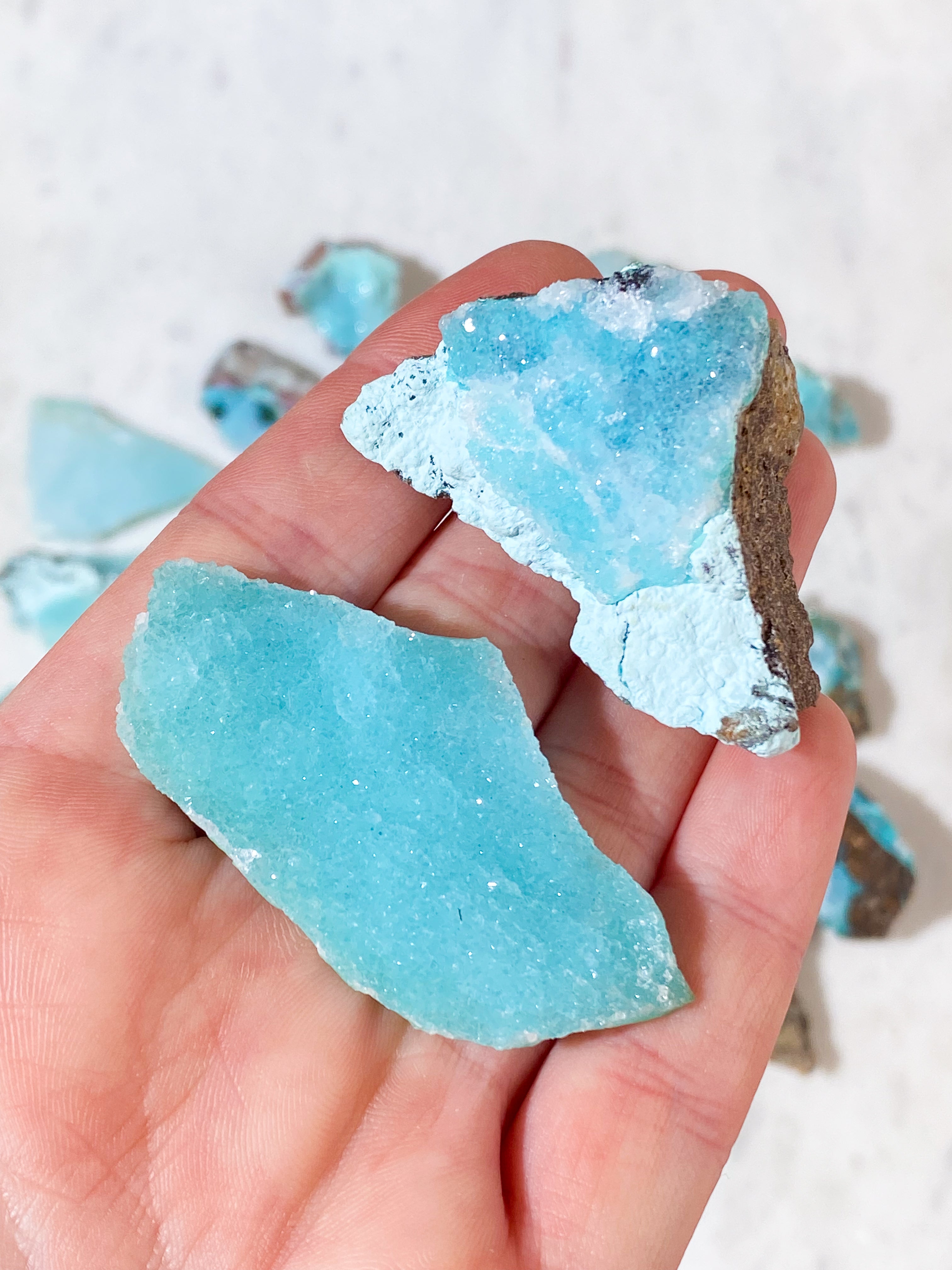 Druzy Pseudo Chrysocolla Klynge Lys