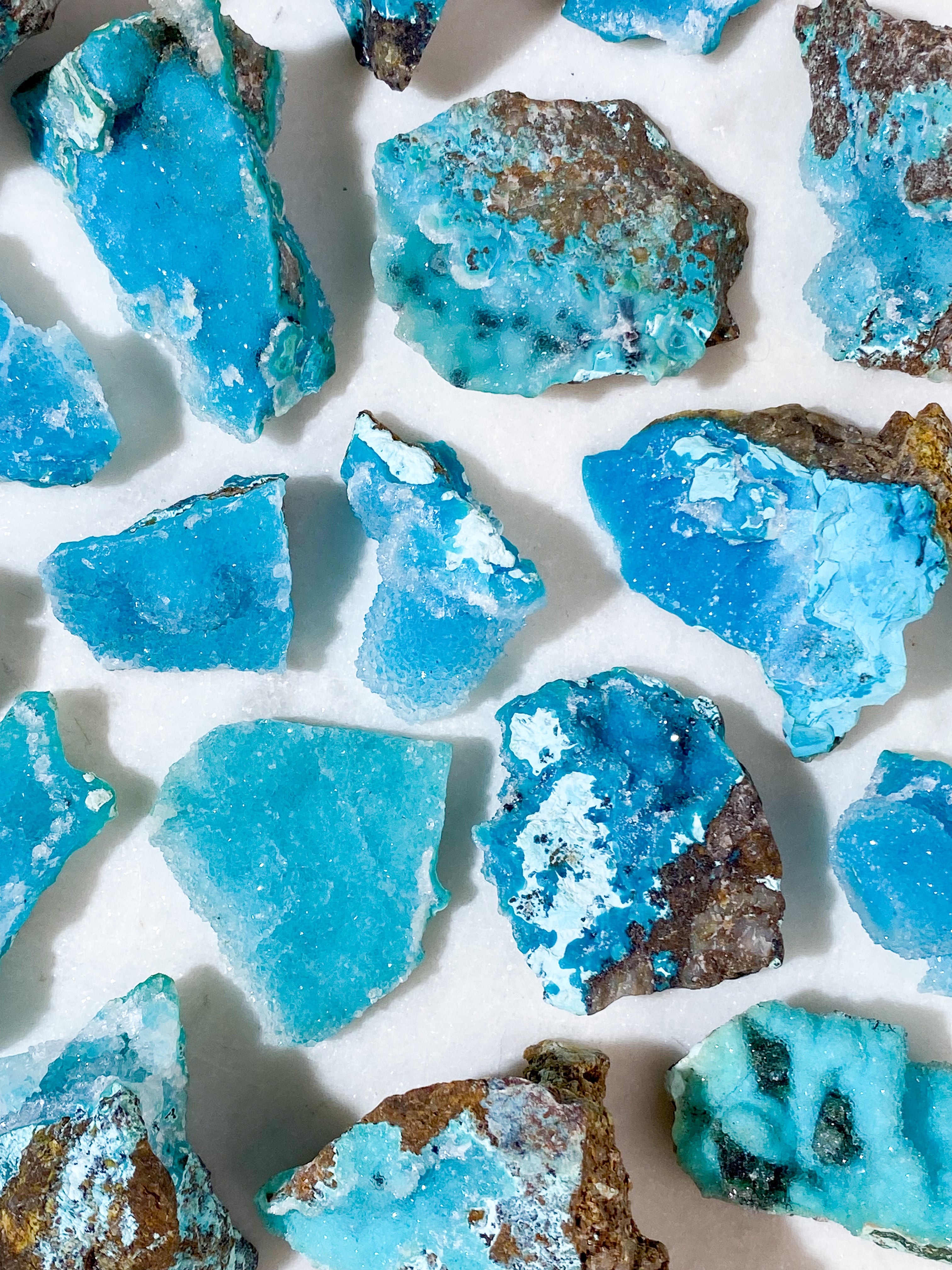Druzy Pseudo Chrysocolla Klynge Mørk