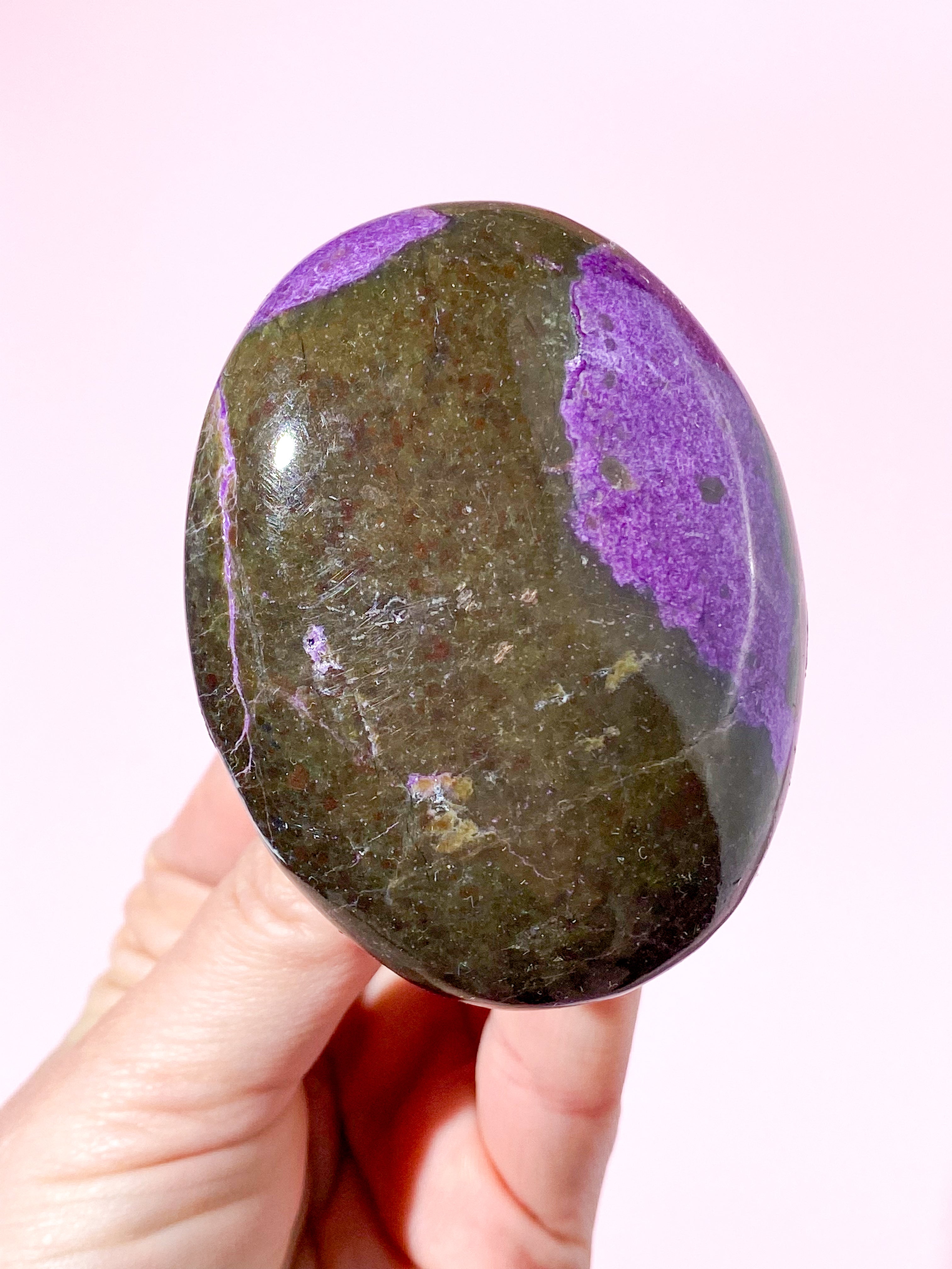Stichtit (Atlantisit) Palmstone (Nr. 7)