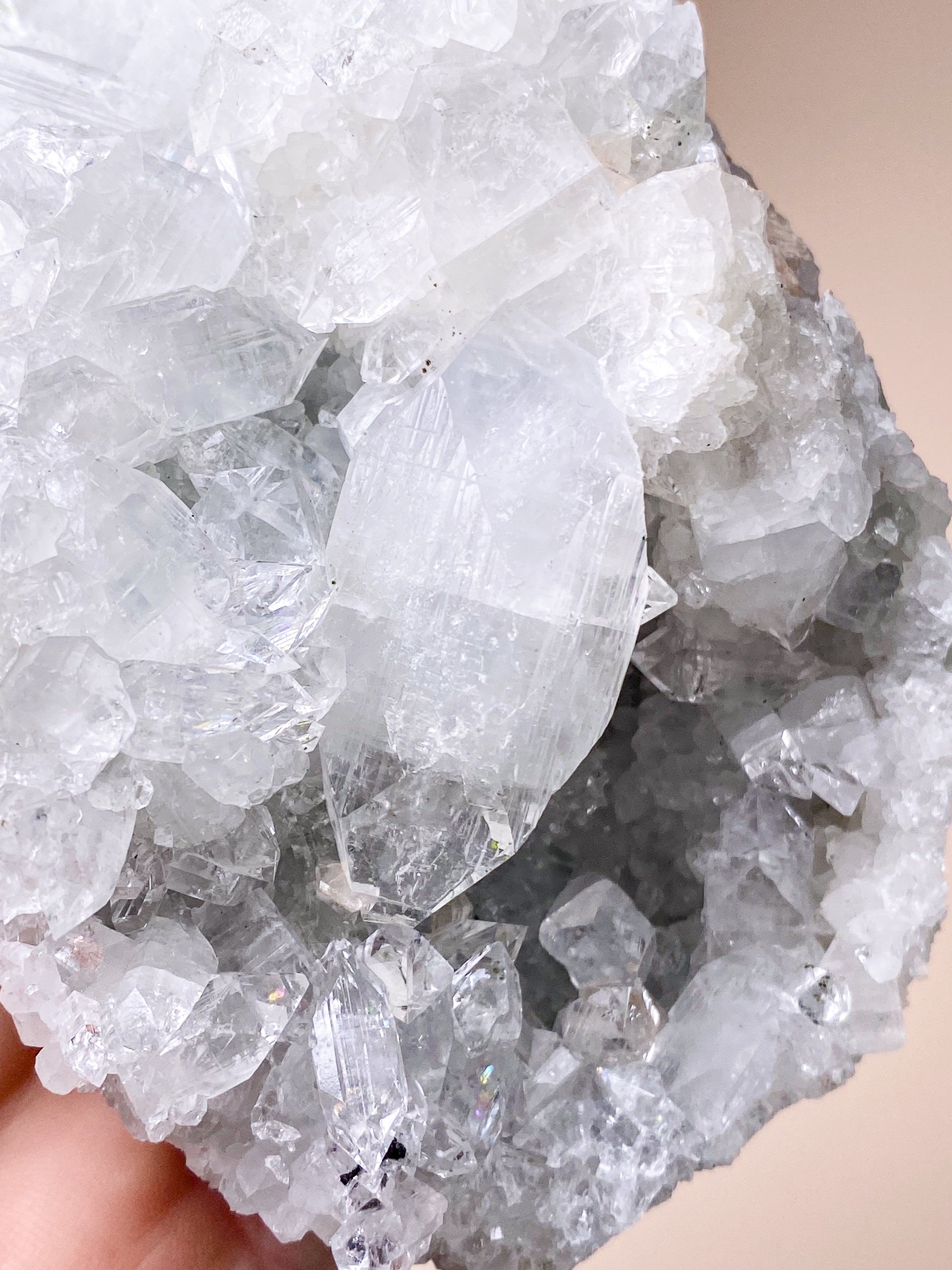 Apophyllit Klynge (Nr. 25)