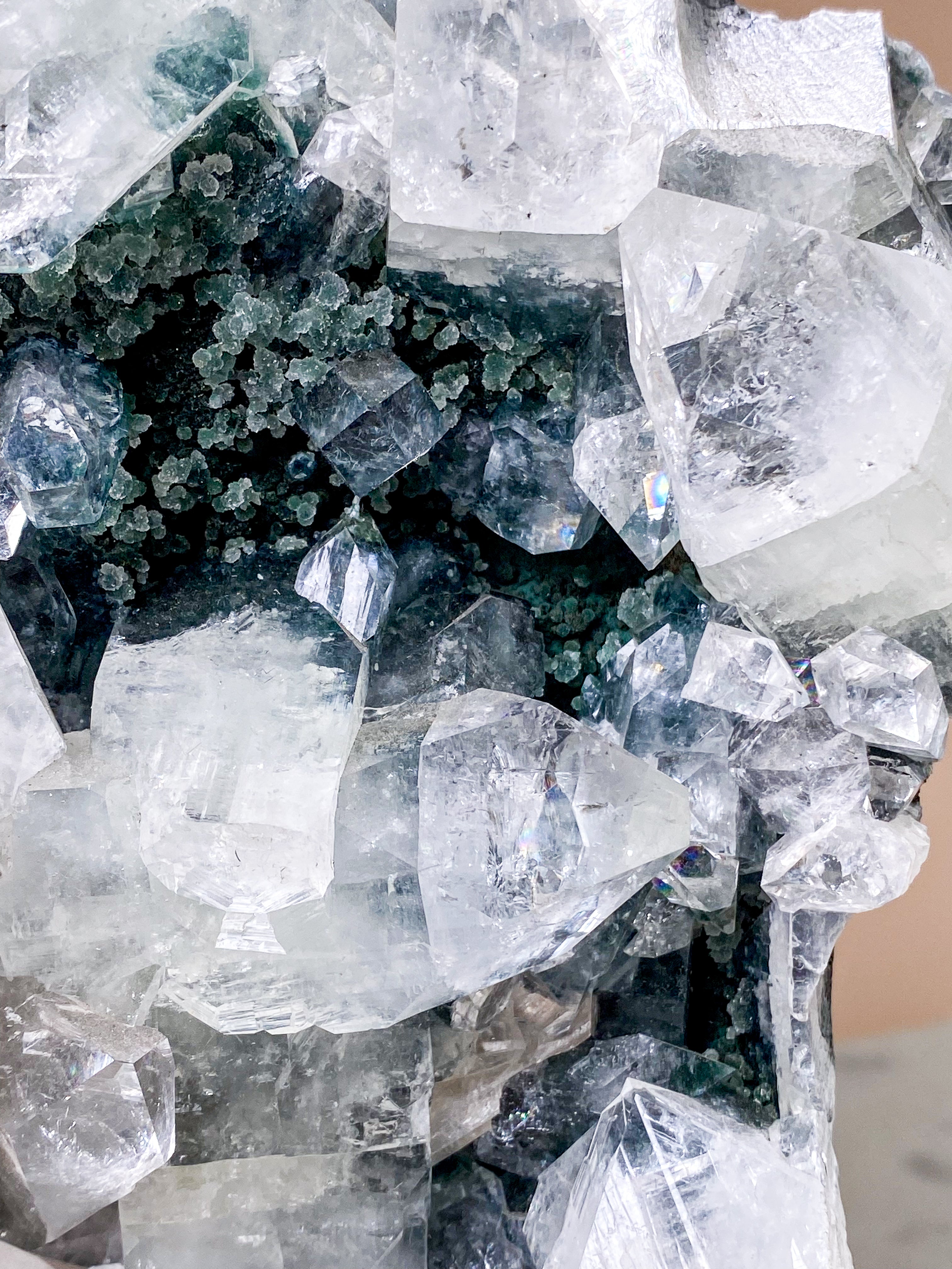 Kæmpe Stående Apophyllit (Nr. 1)