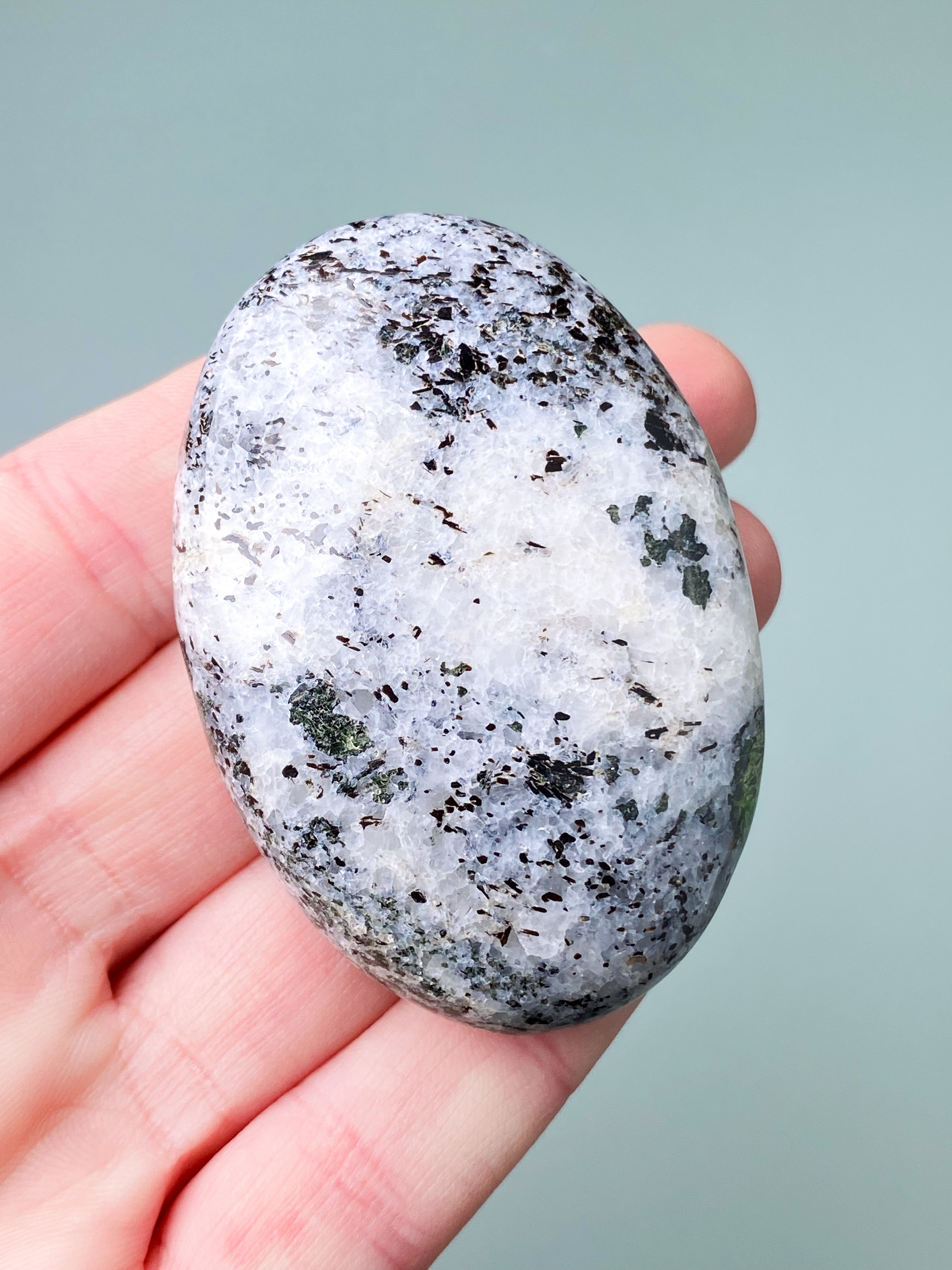 Kromdiopside Palmstone (nr 1)