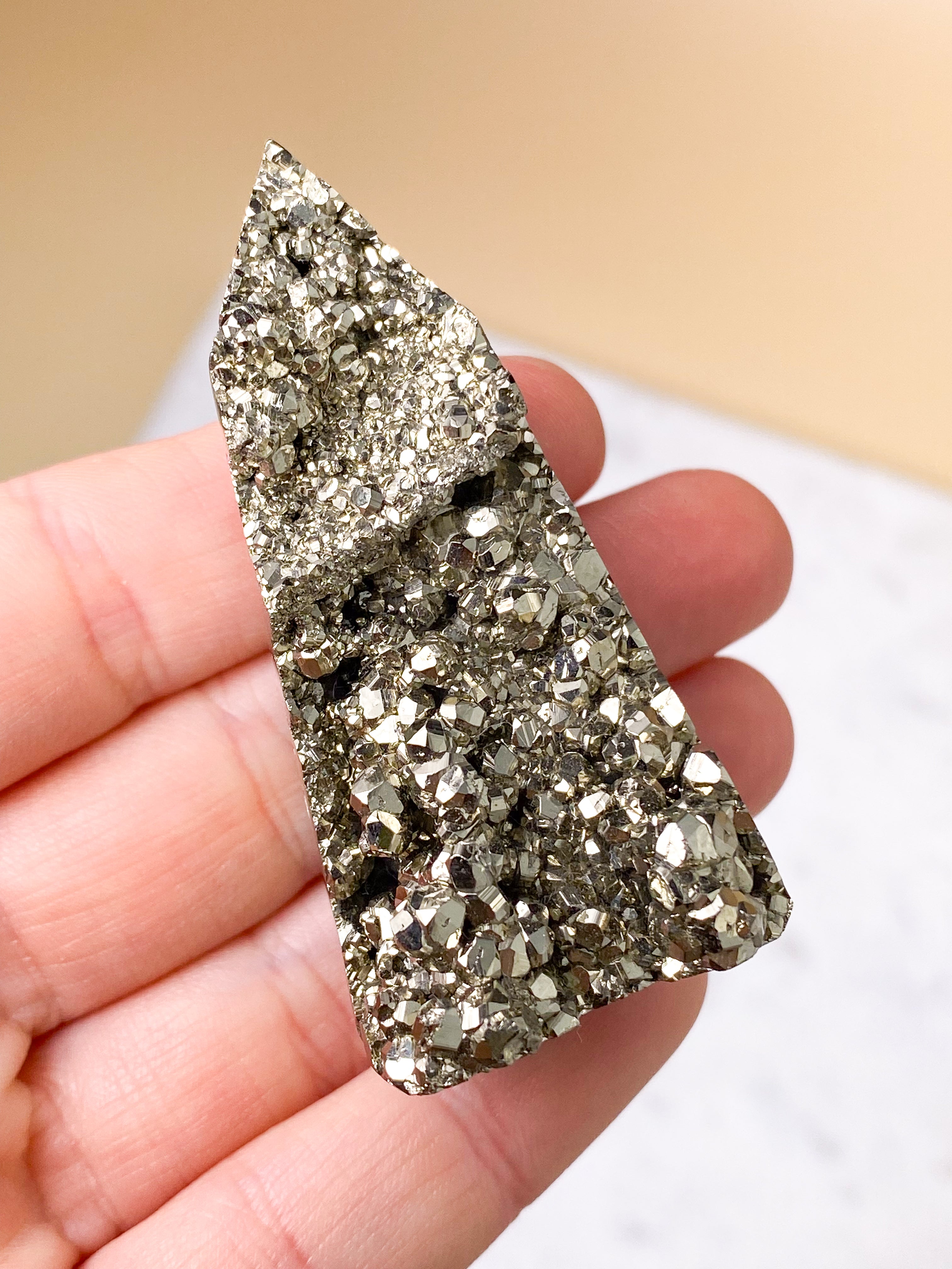 Druzy Pyrit Tårn (Nr. 4)
