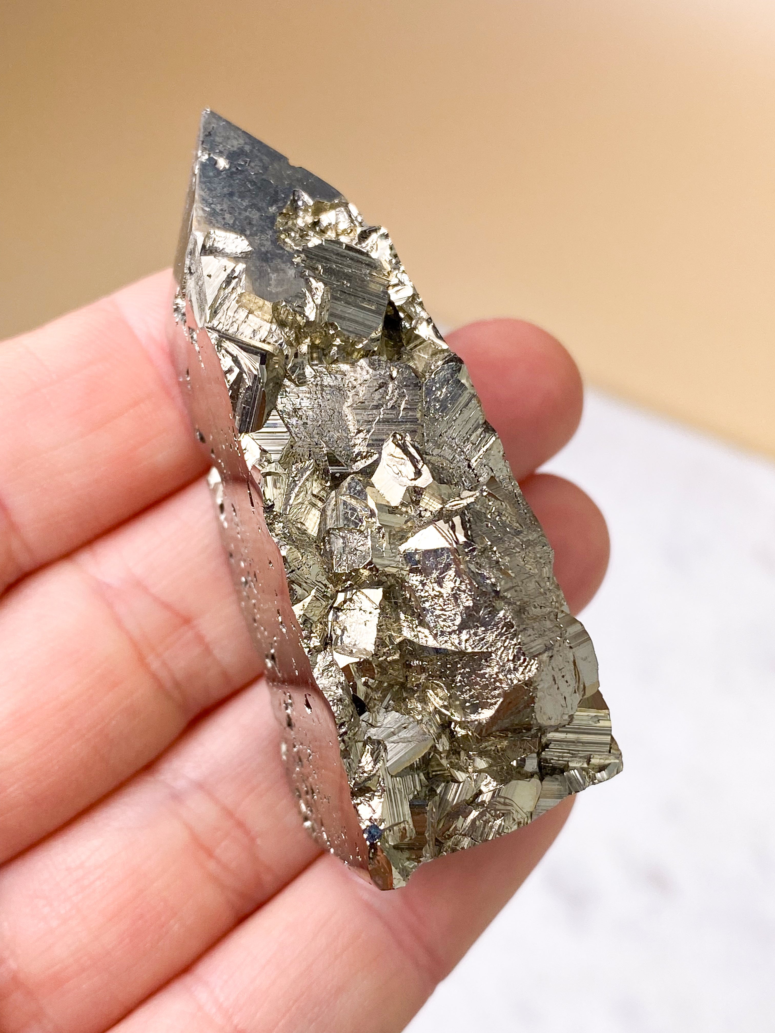 Druzy Pyrit Tårn (Nr. 10)