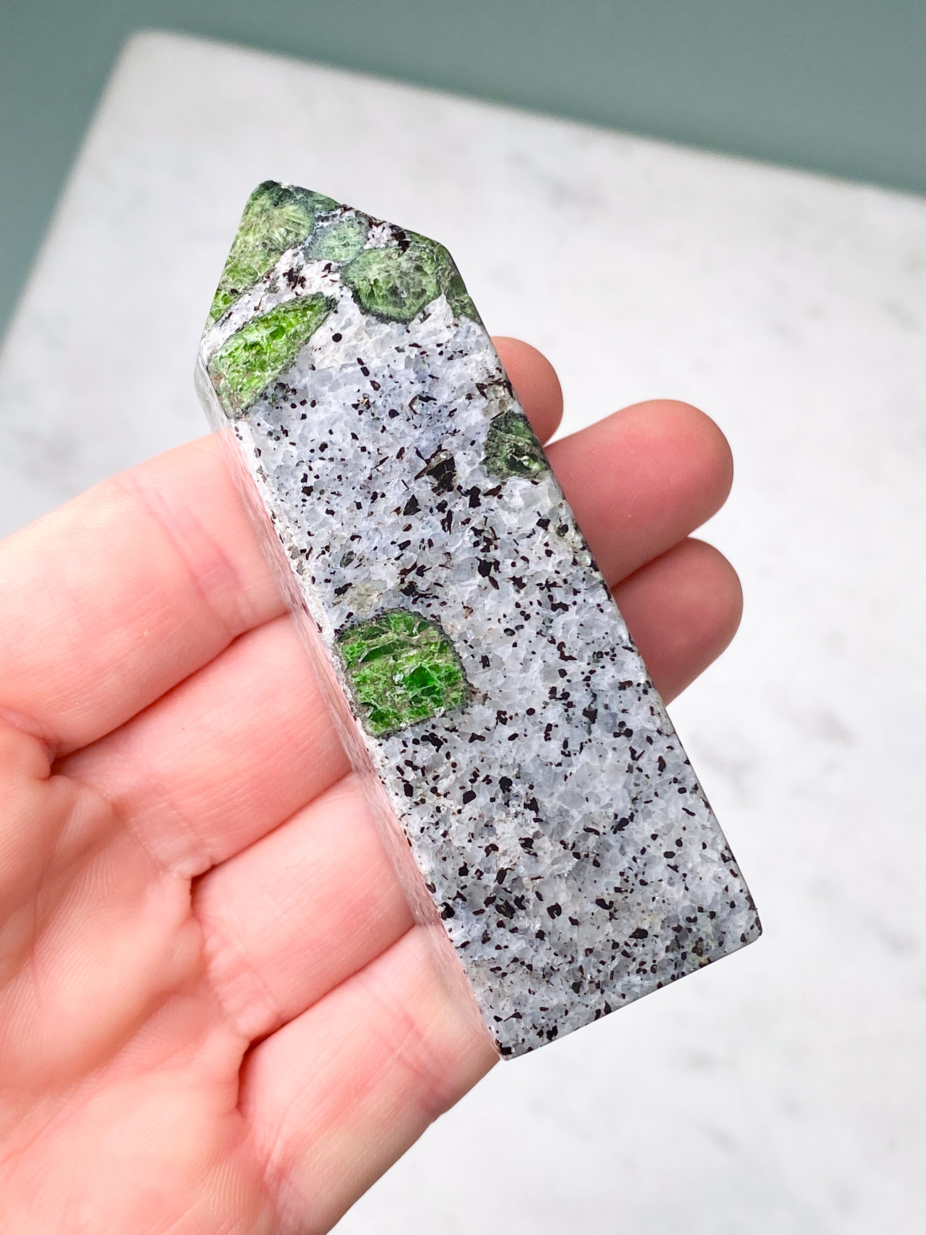 Chrom Diopsid Tårn (Nr. 4)