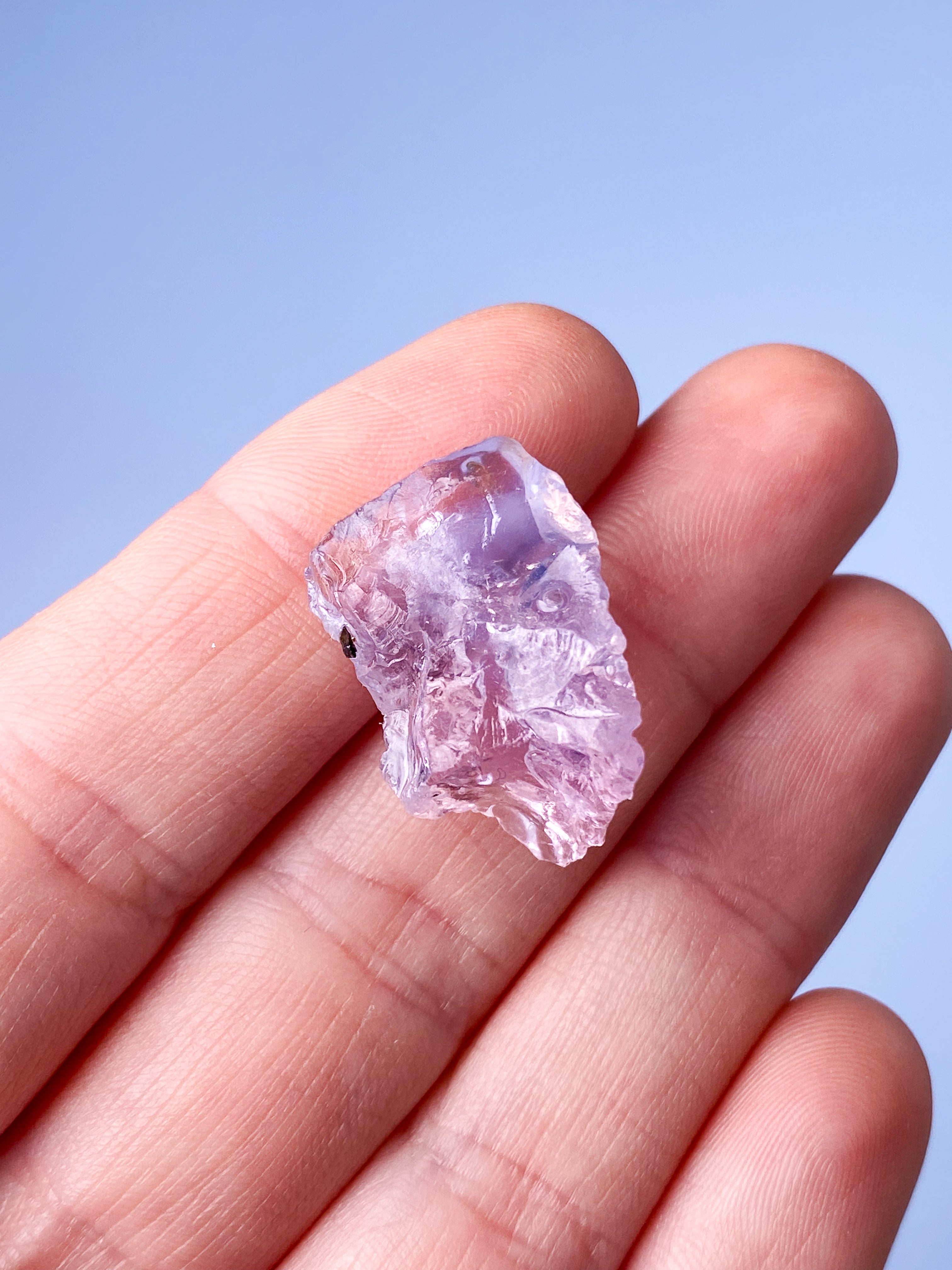 Lavender Moon Quartz Rå (Nr. 10)