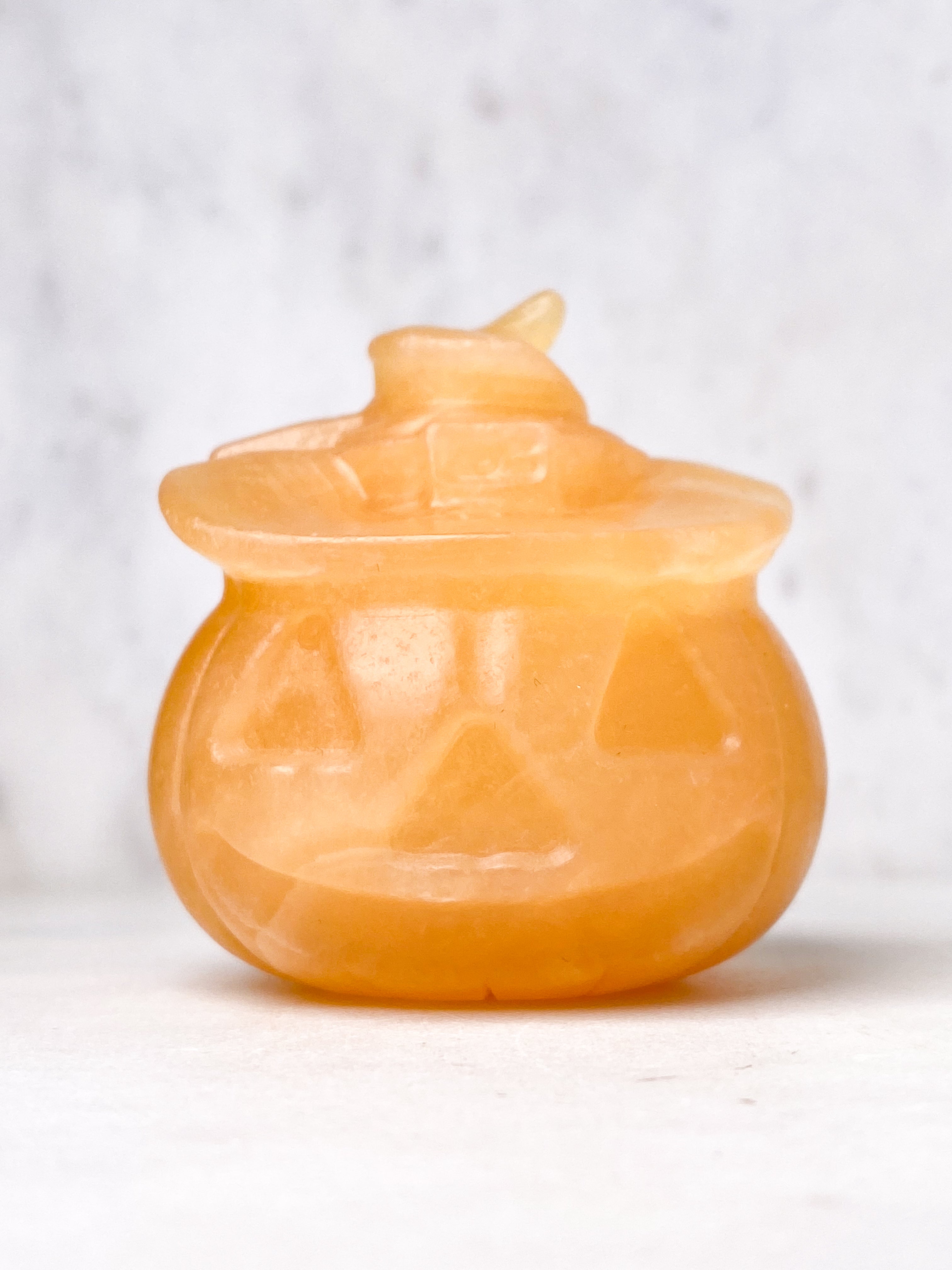 Orange Calcit Græskar m. Hat
