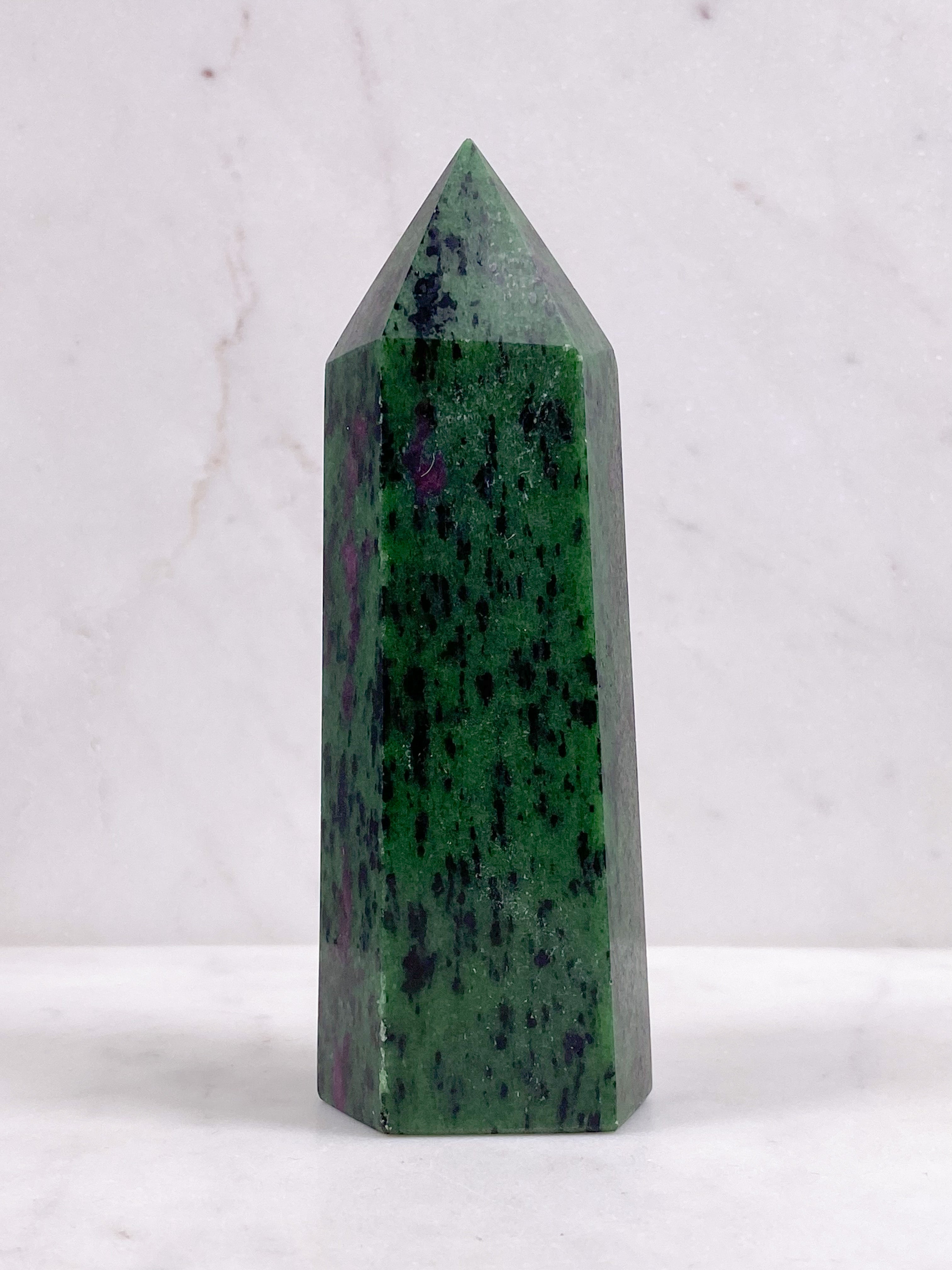 Rubin Zoisit Tower (Anyolite)