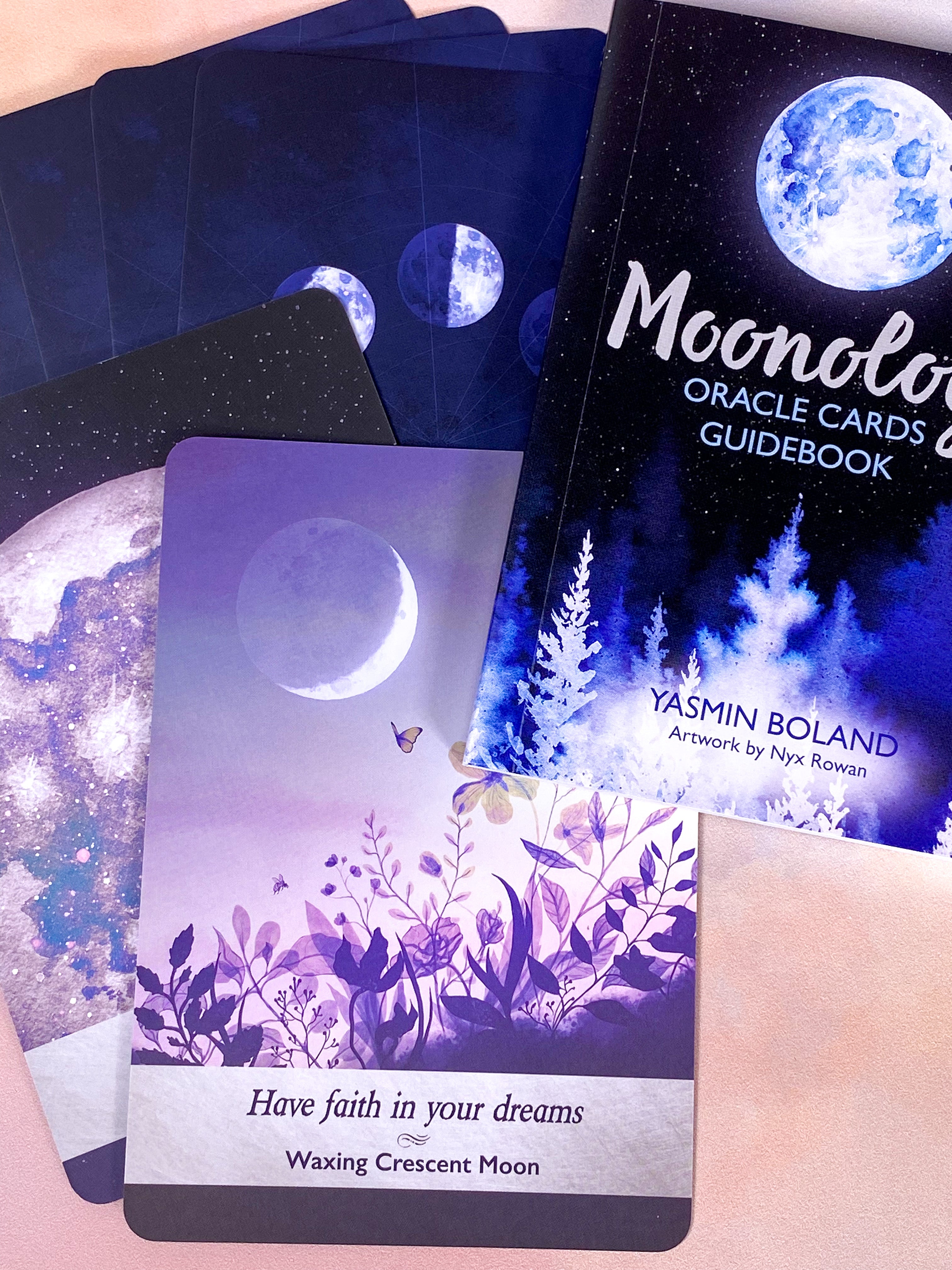 Moonology Oracle "Orakelkort" af Yasmin Boland