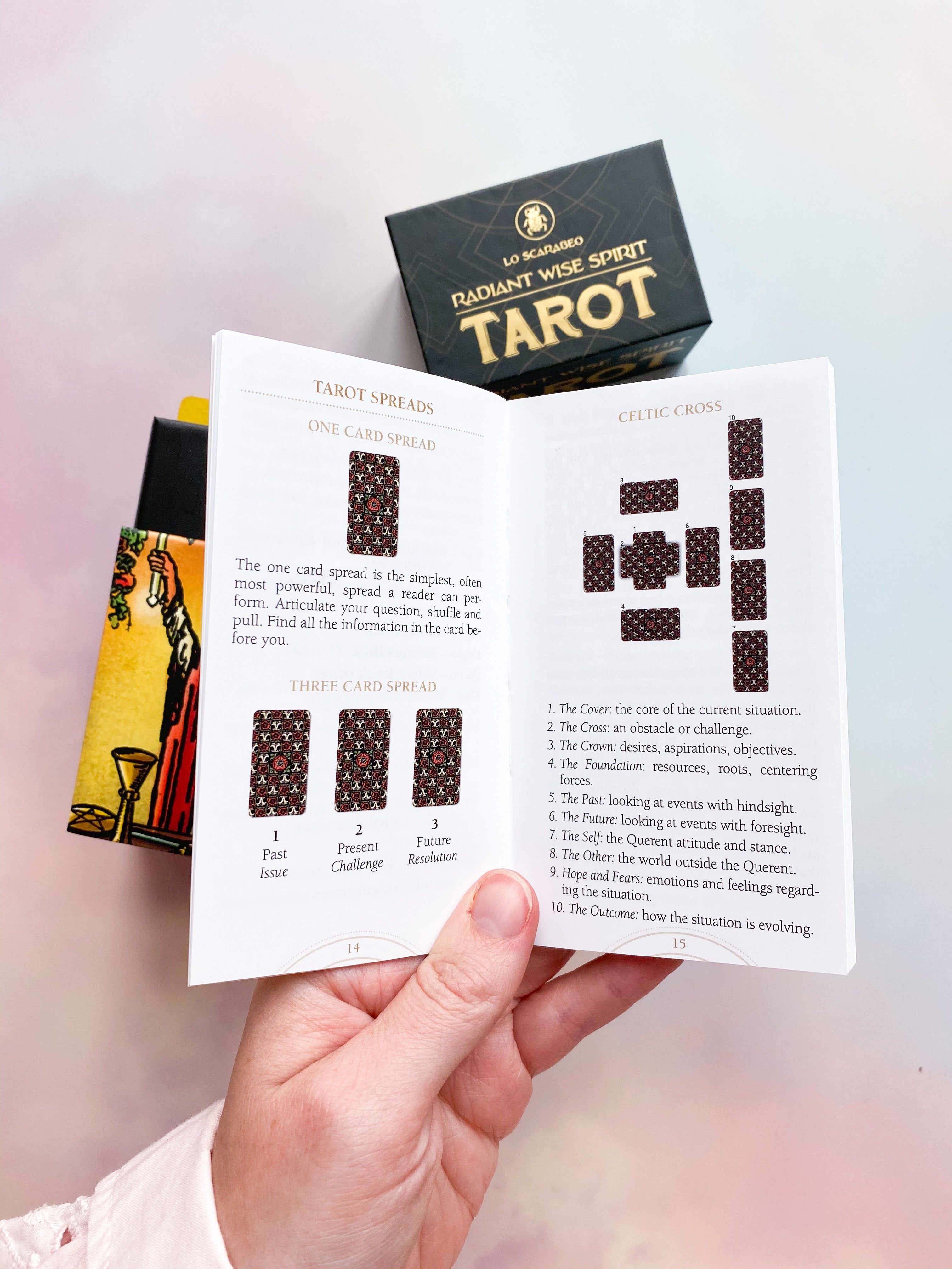 Radiant Wise Spirit Tarot - Lo Scarabeo