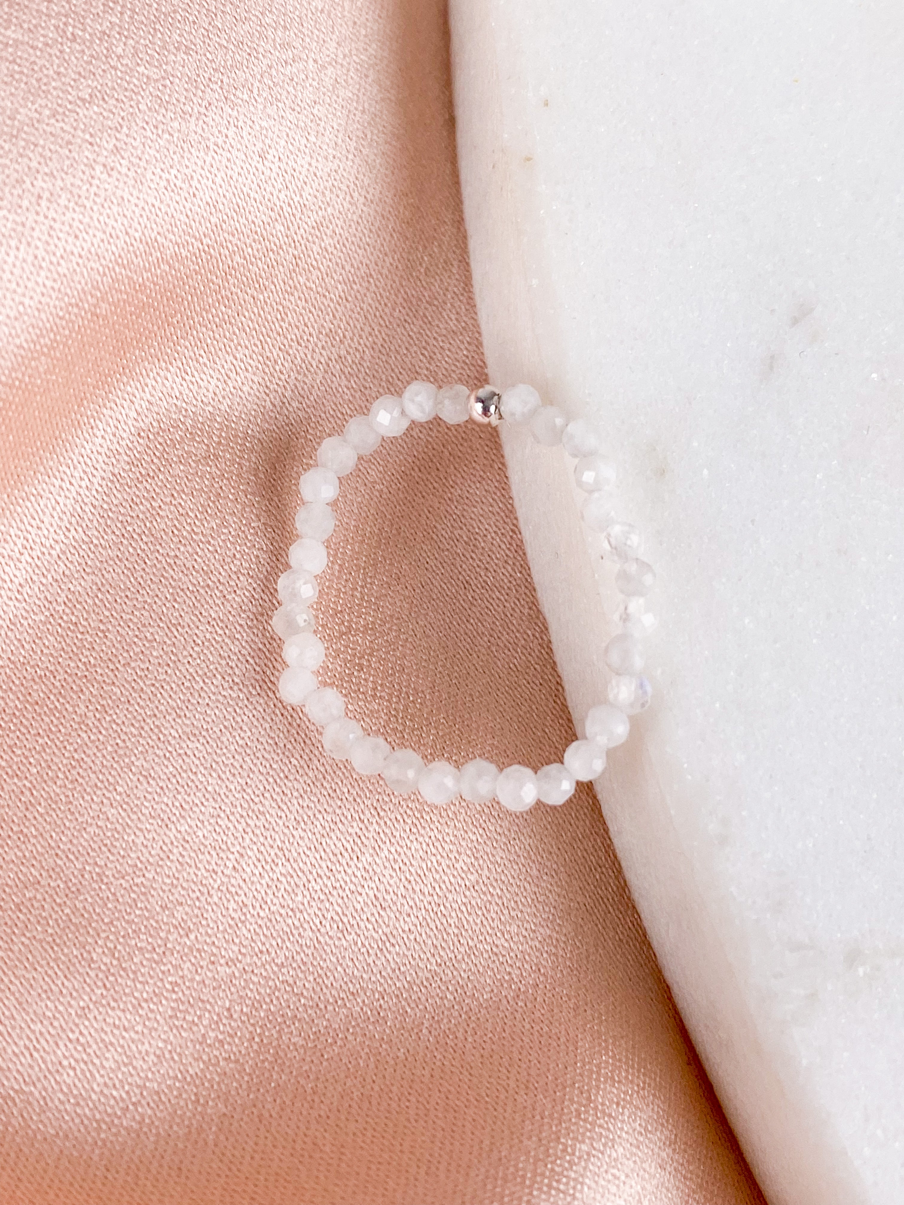 Regnbue Månesten Ring (Facet)