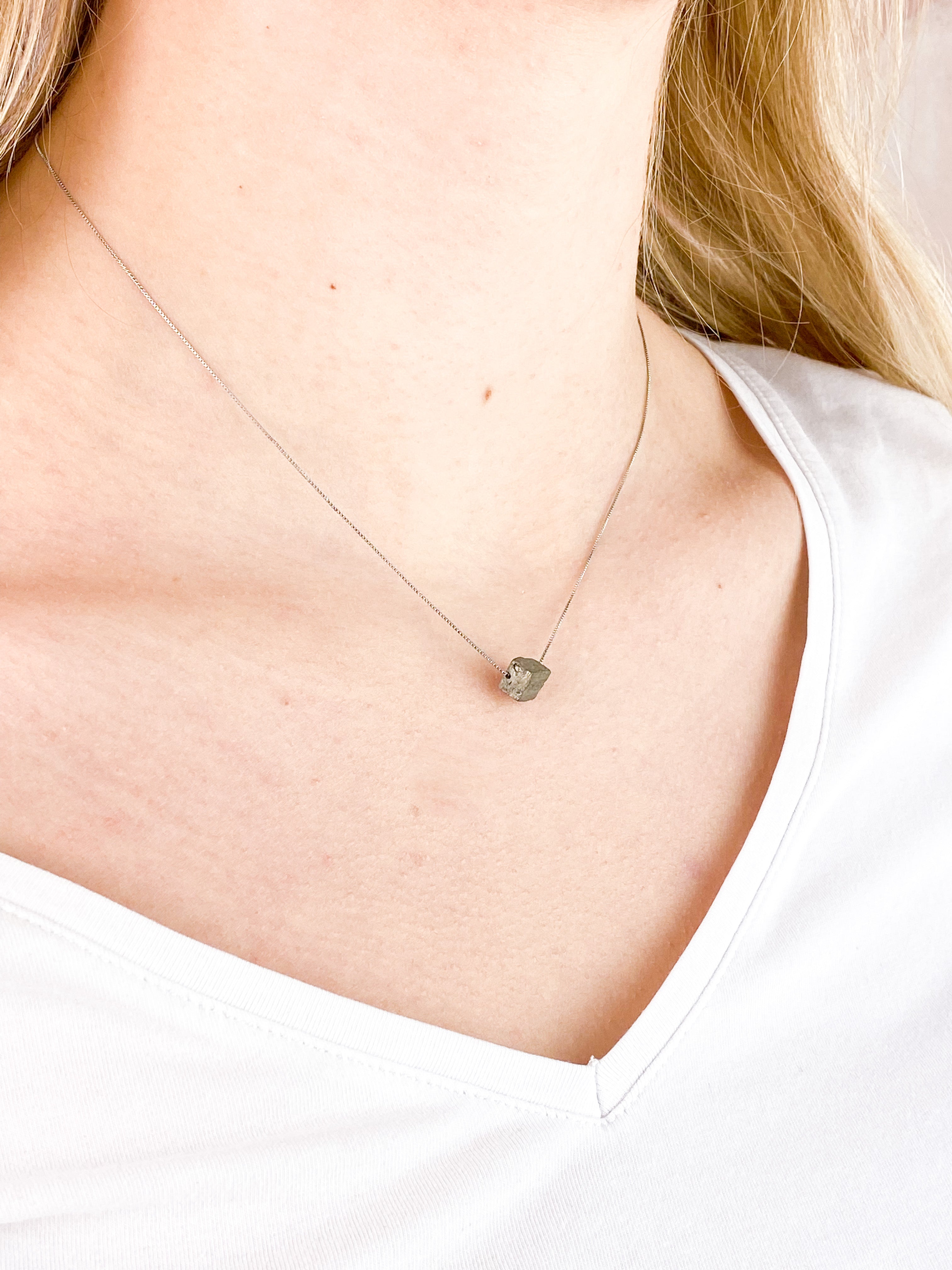 Pyrite RAW DELICATE Necklace - Gold Plated/Silver