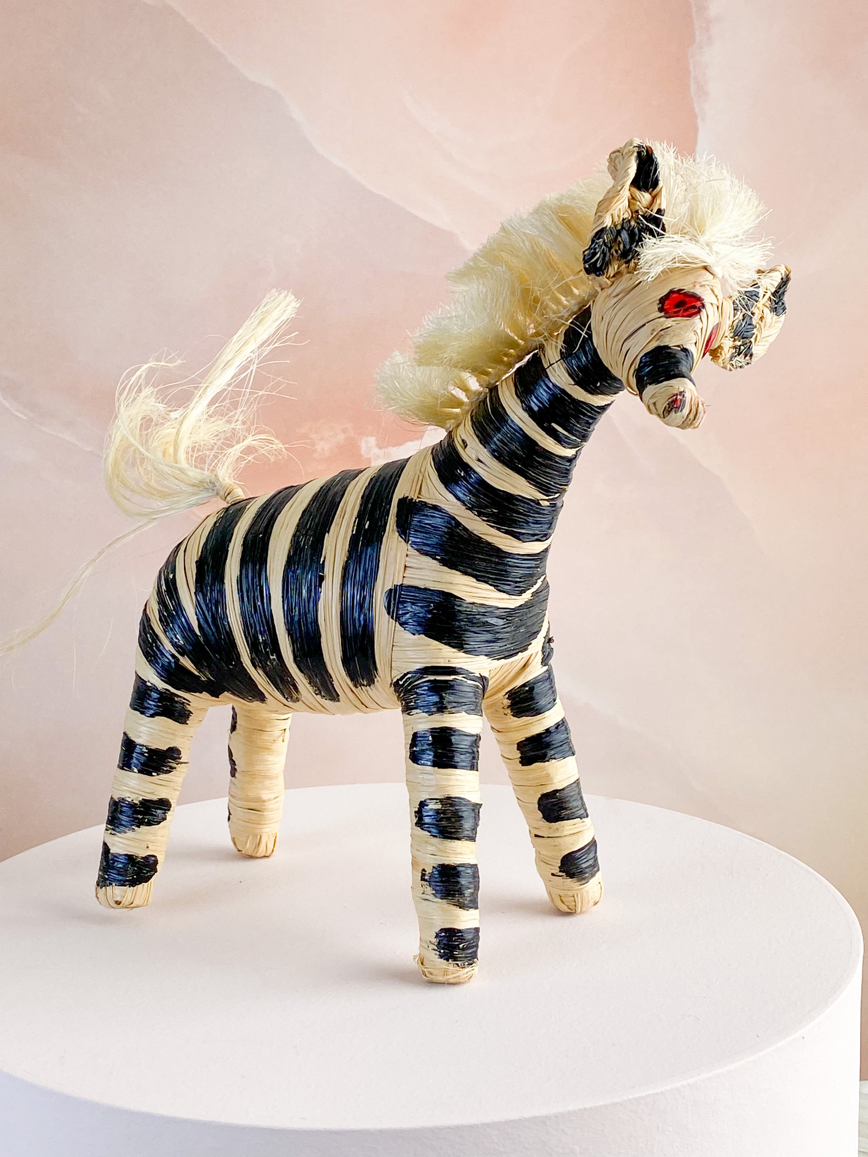 Håndflettet Zebra fra Madagaskar
