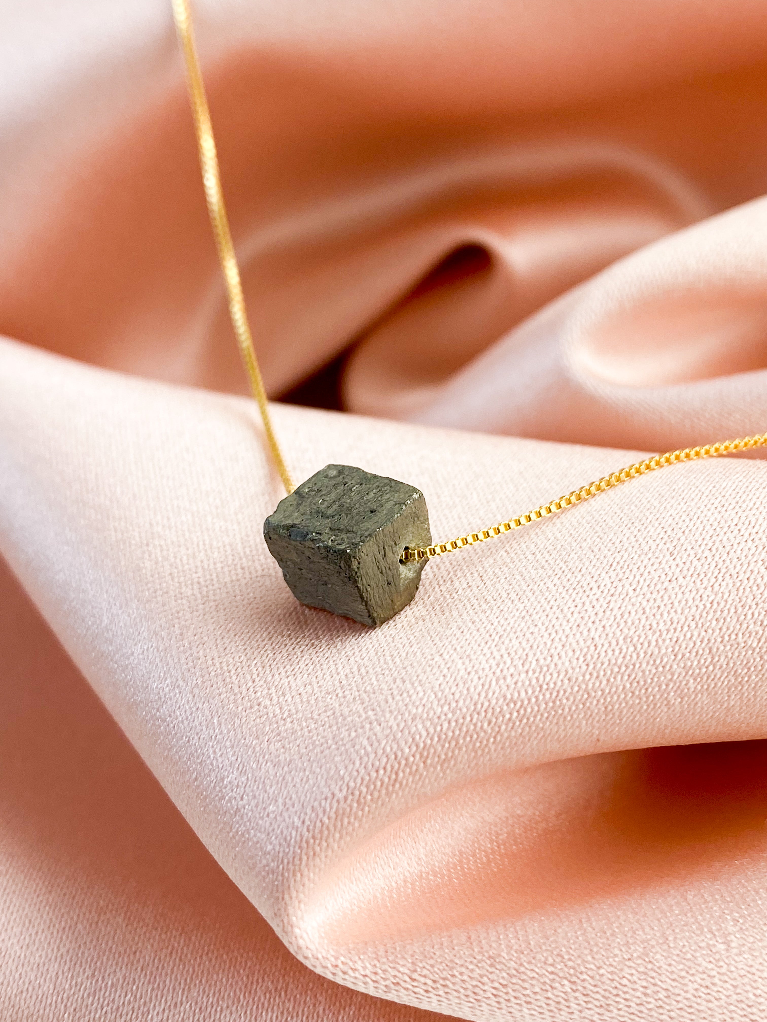 Pyrite RAW DELICATE Necklace - Gold Plated/Silver
