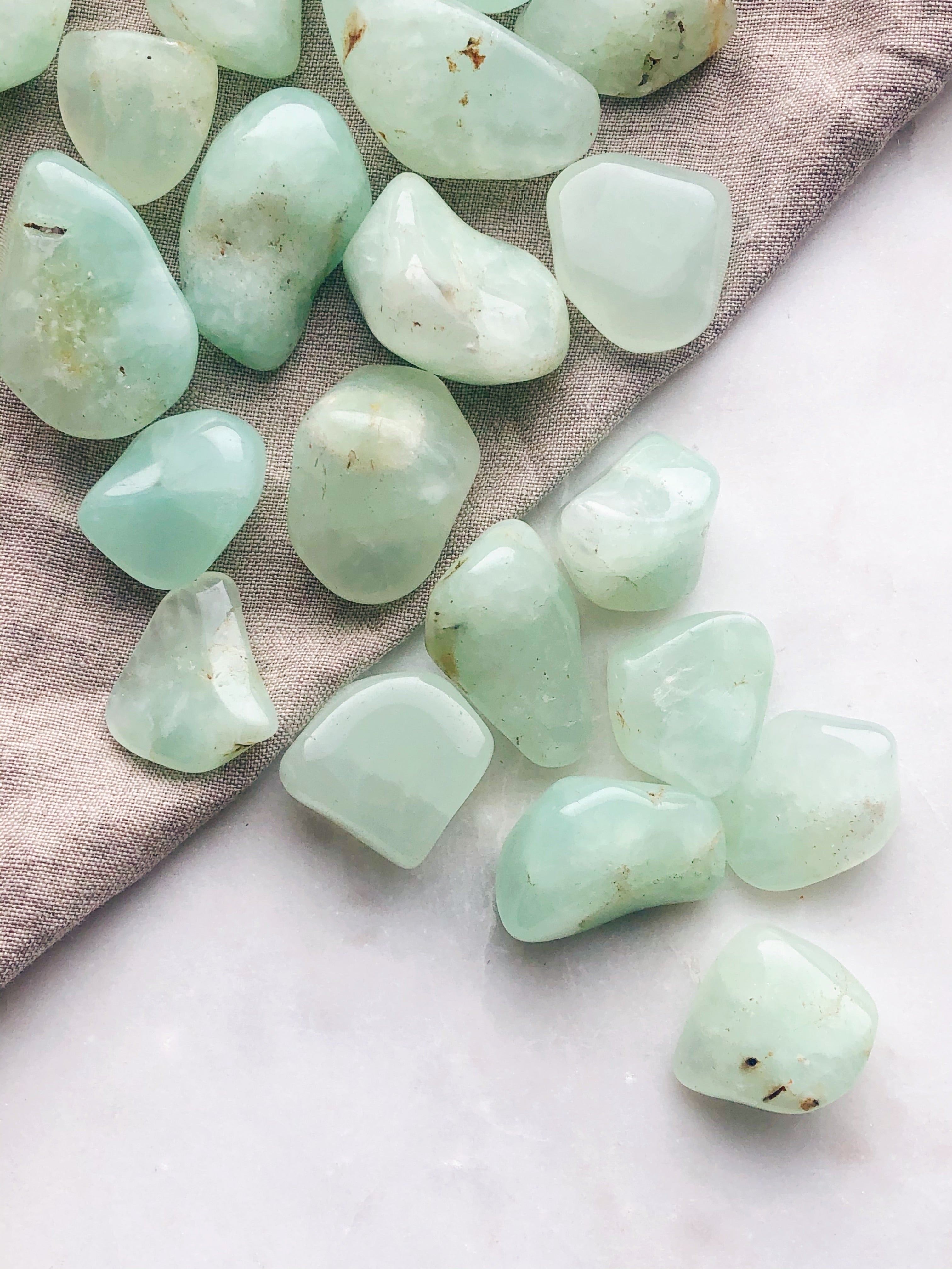 Prehnite polerad