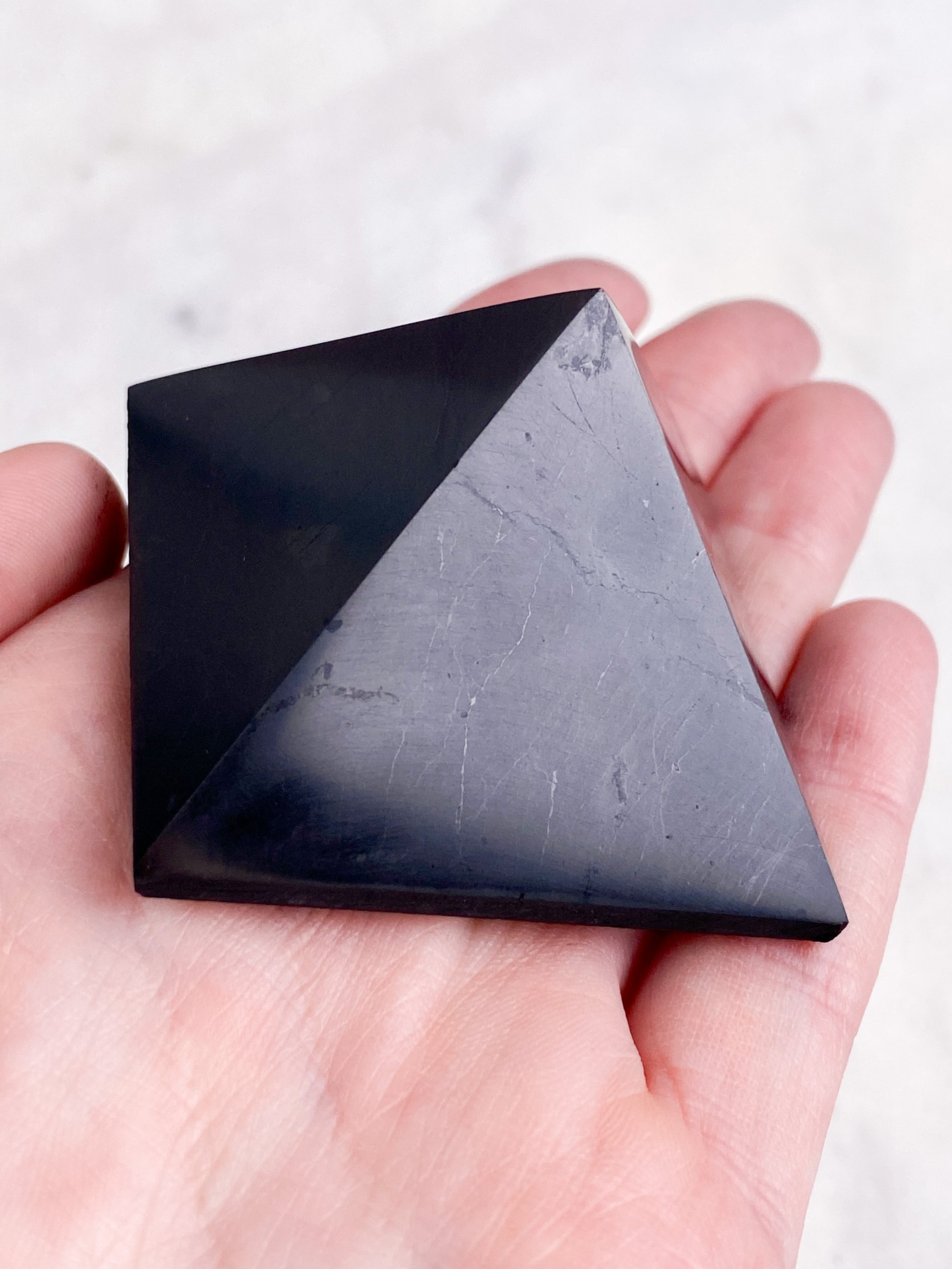 Shungite Ball (2 cm)
