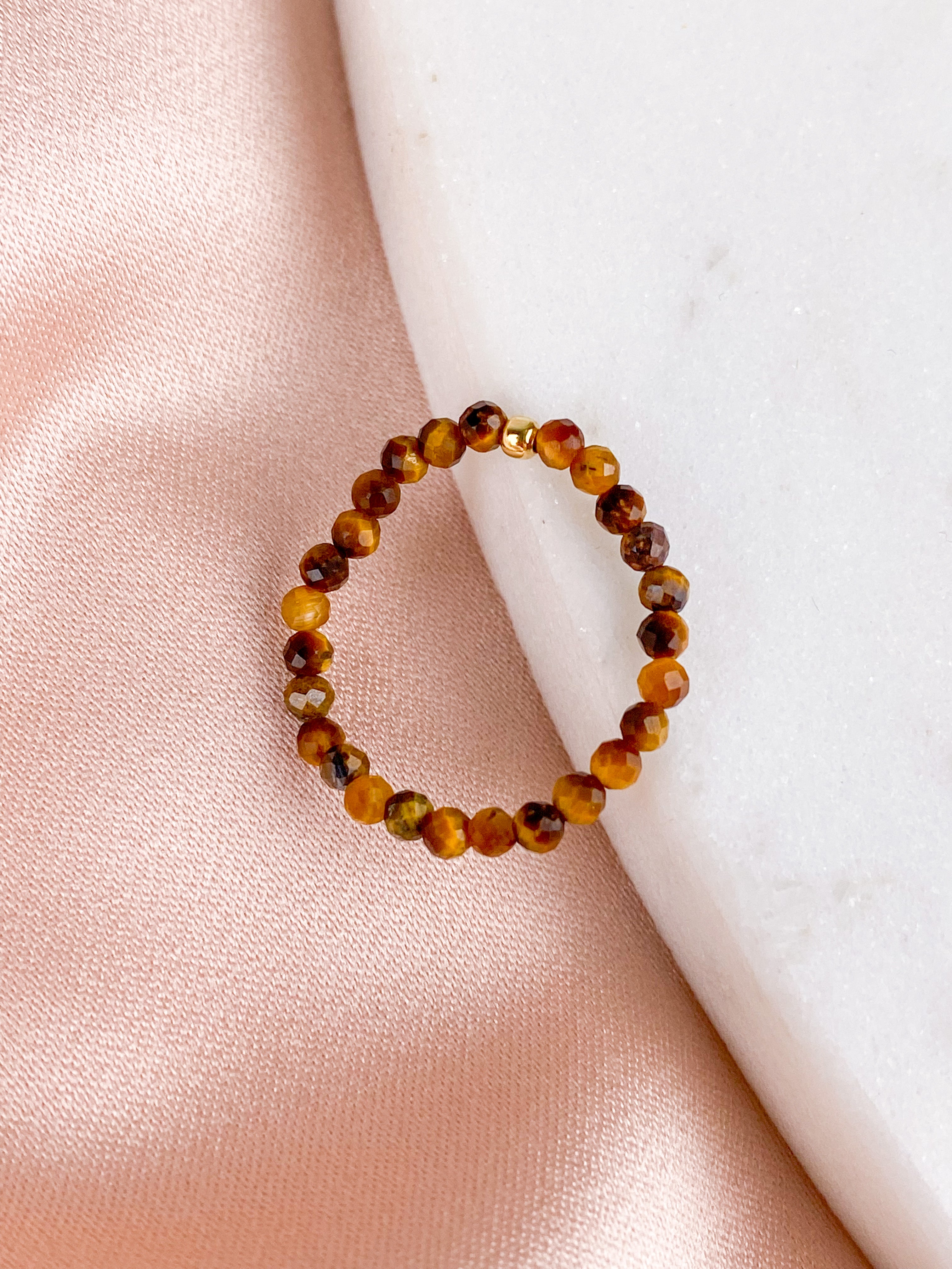 Tiger ögonarmband
