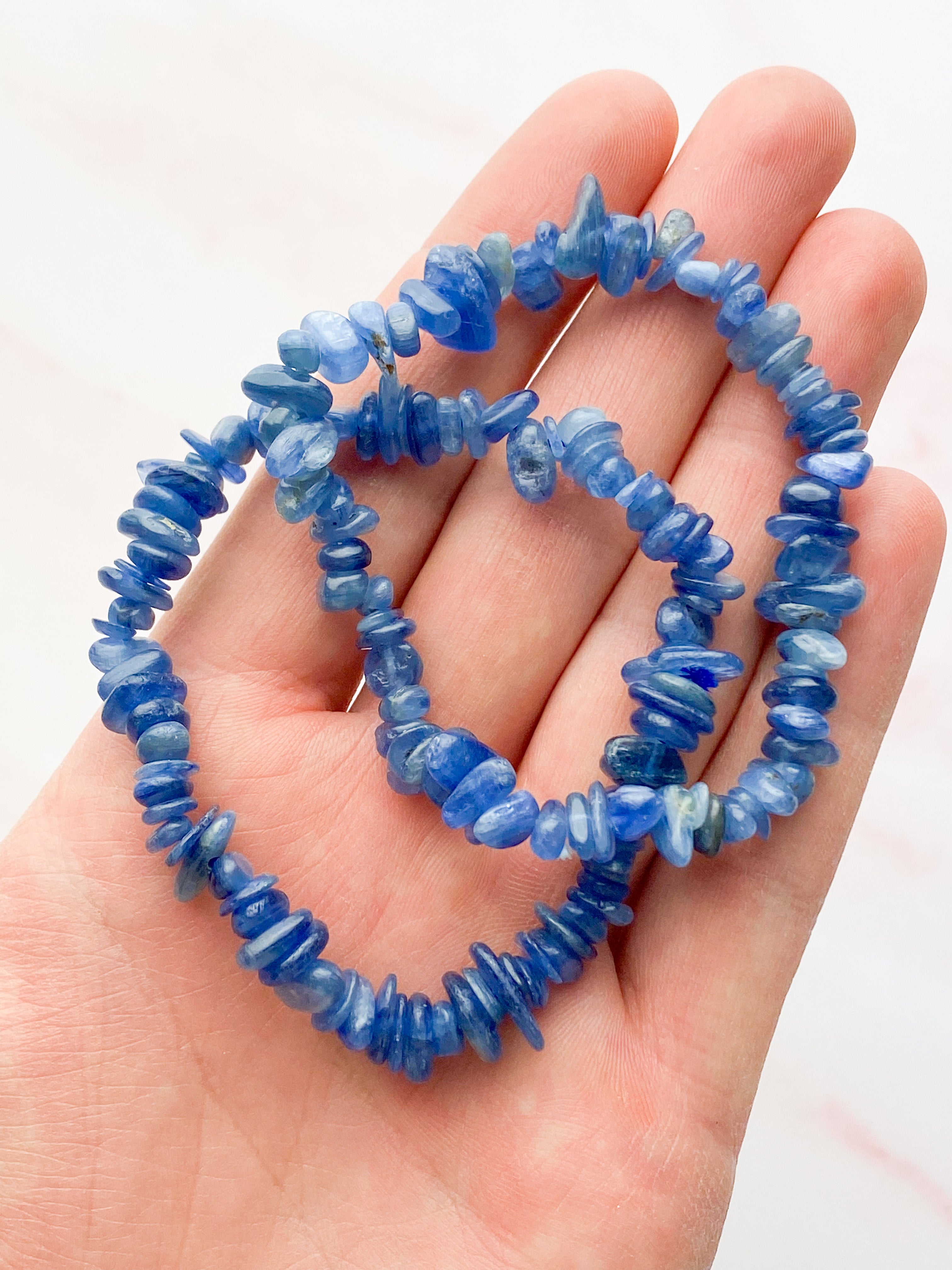 Kyanit chip armband