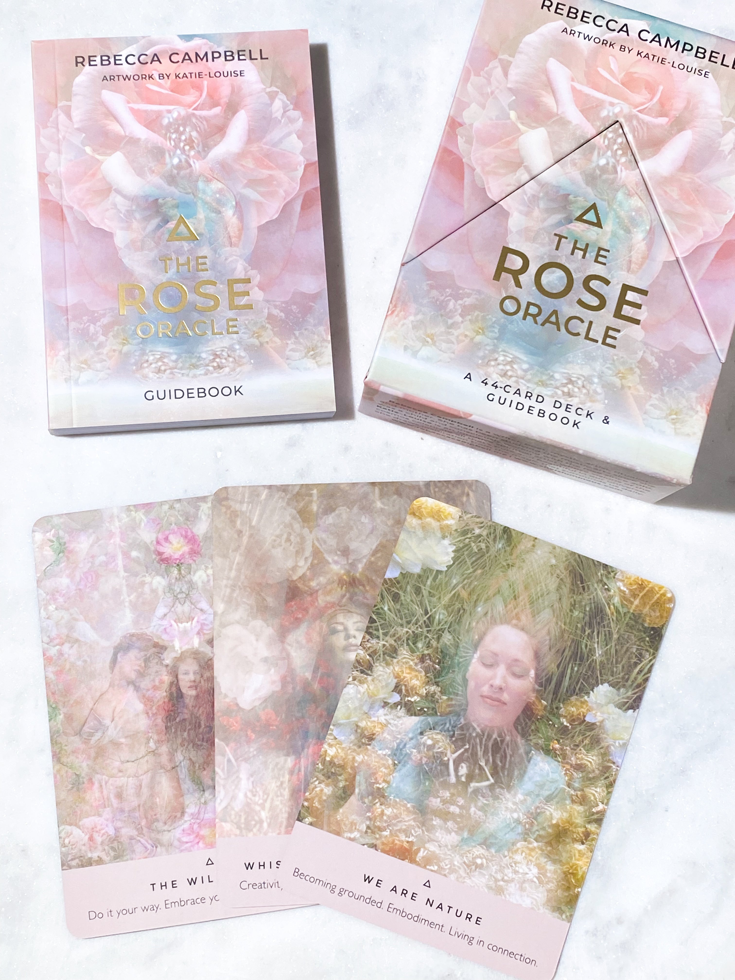 The Rose Oracle "Orakelkort" af Rebecca Campbell