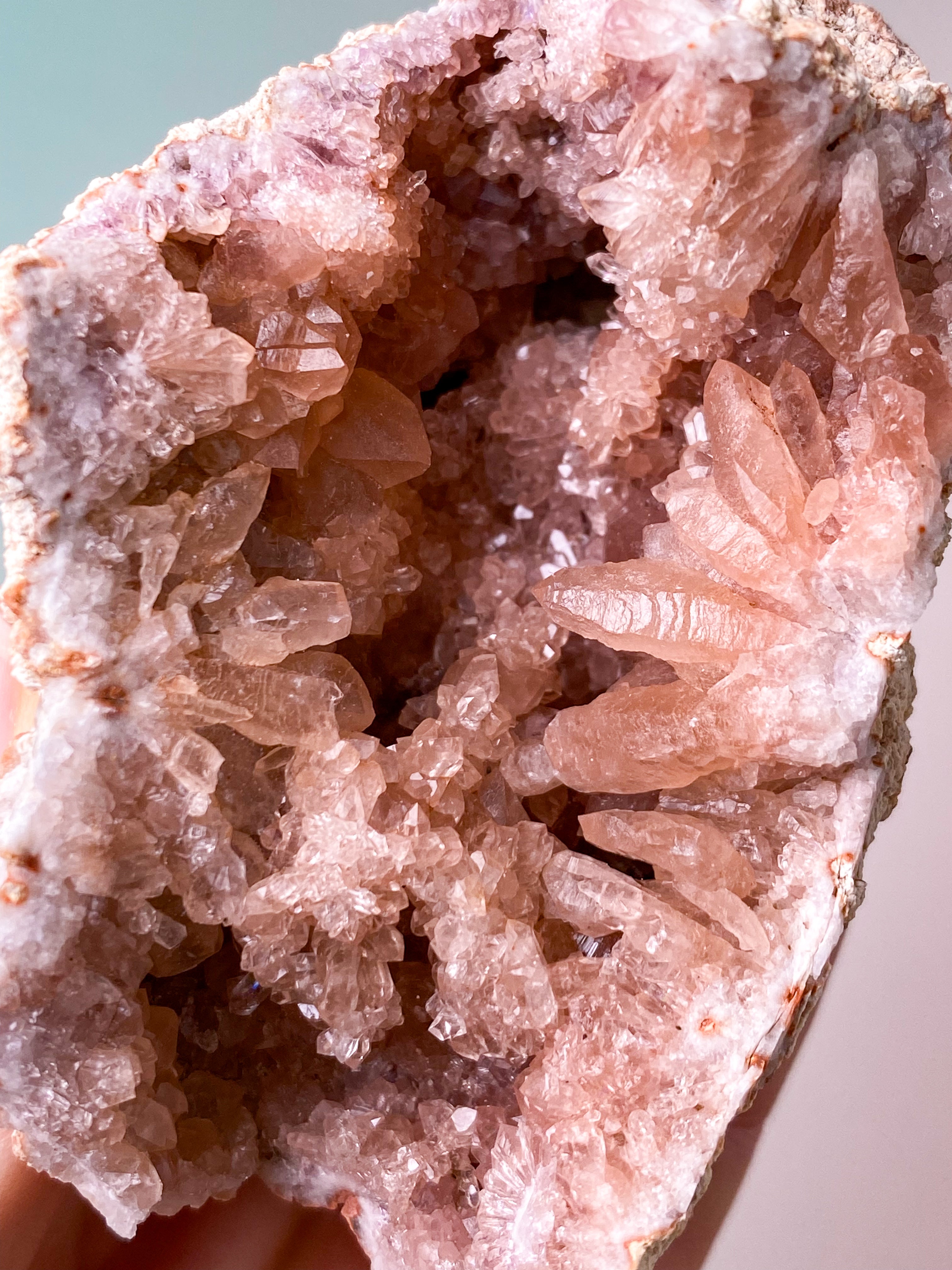 Pink Ametyst Geode (Nr. 17)