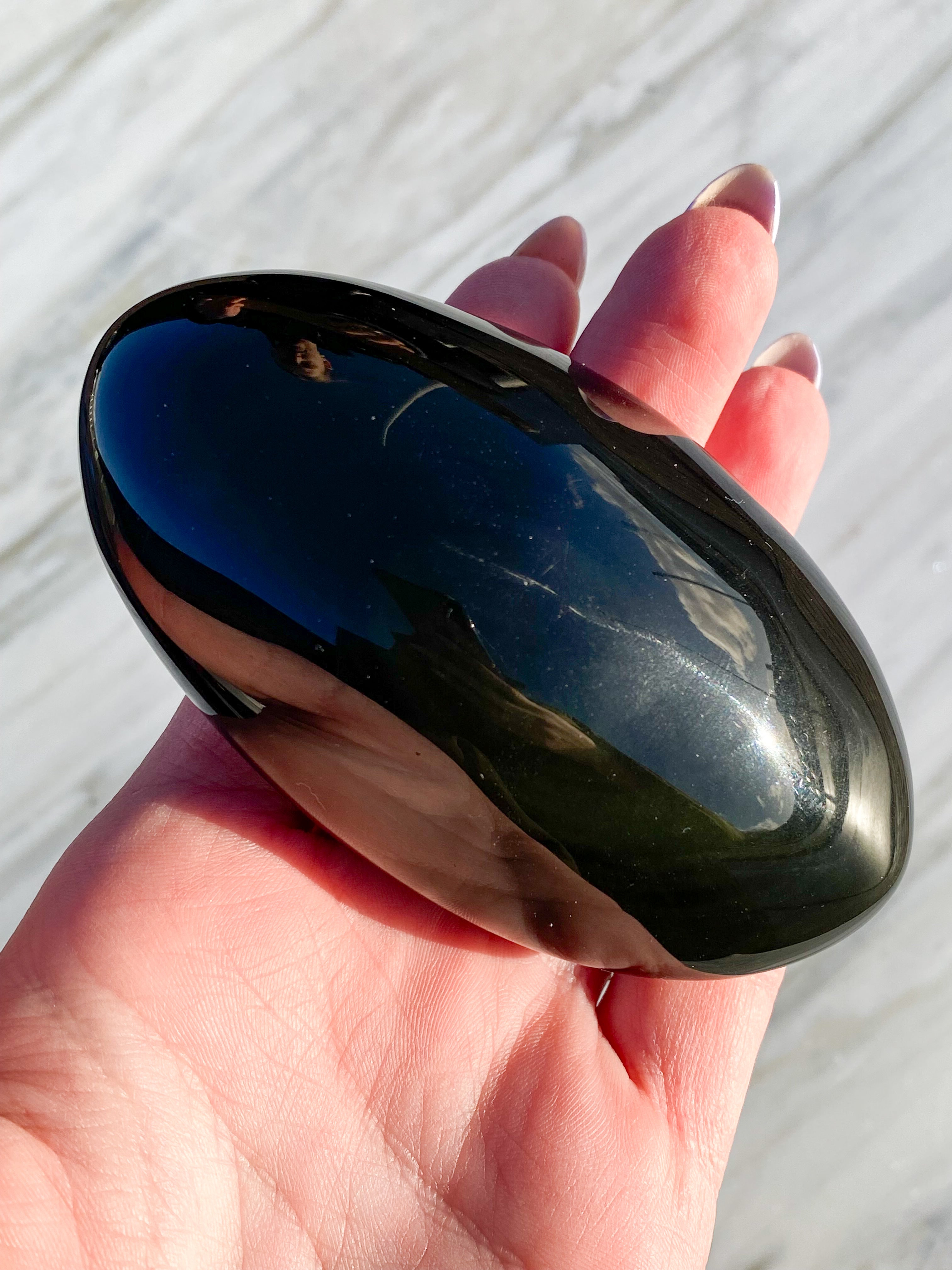 Regnbue Obsidian Palmstone (Nr. 5)