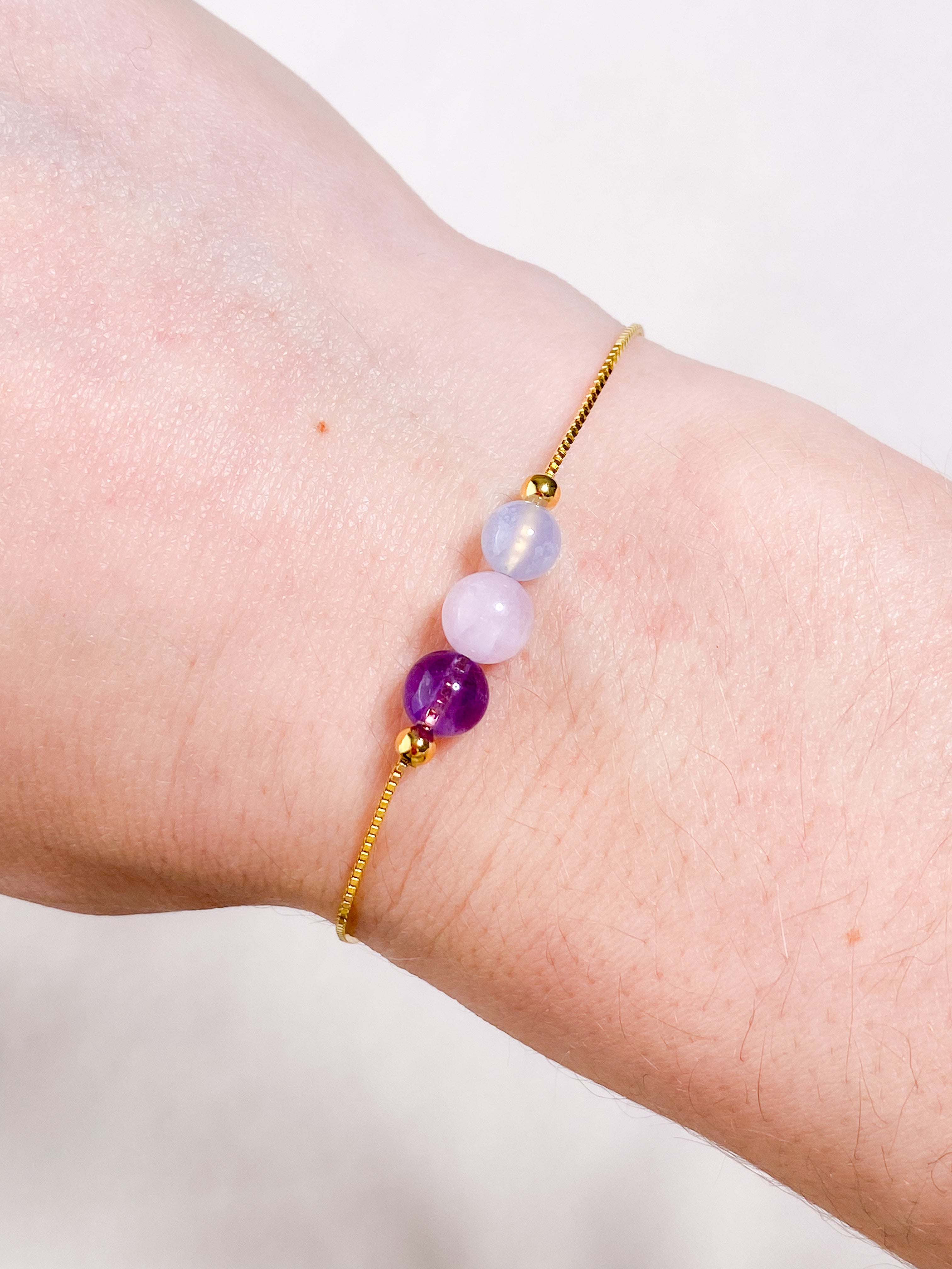 Mildhed - Intention Gems Armbånd (Blonde Agat - Kunzit - Ametyst)