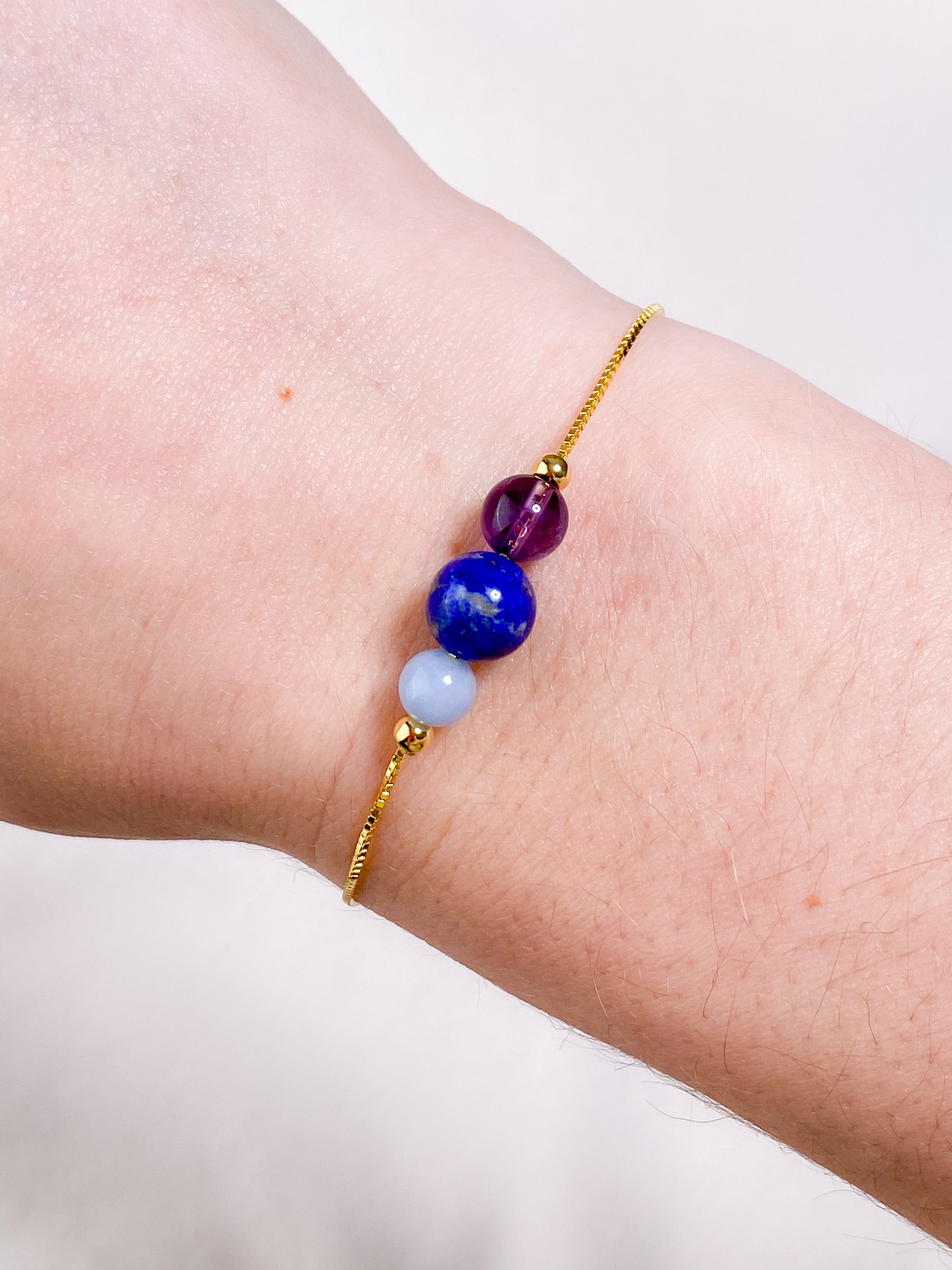 Spiritualitet - Intention Gems Armbånd (Ametyst, Lapis Lazuli, Angelit)