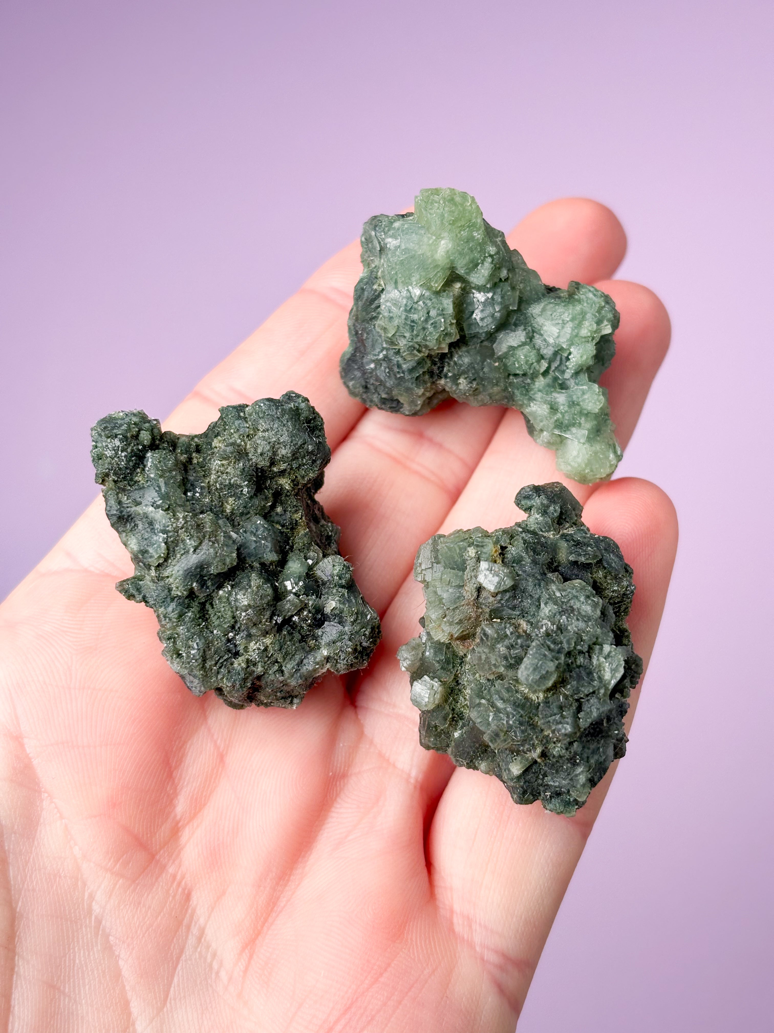 OUTLET - Mørk Prehnit Klynge