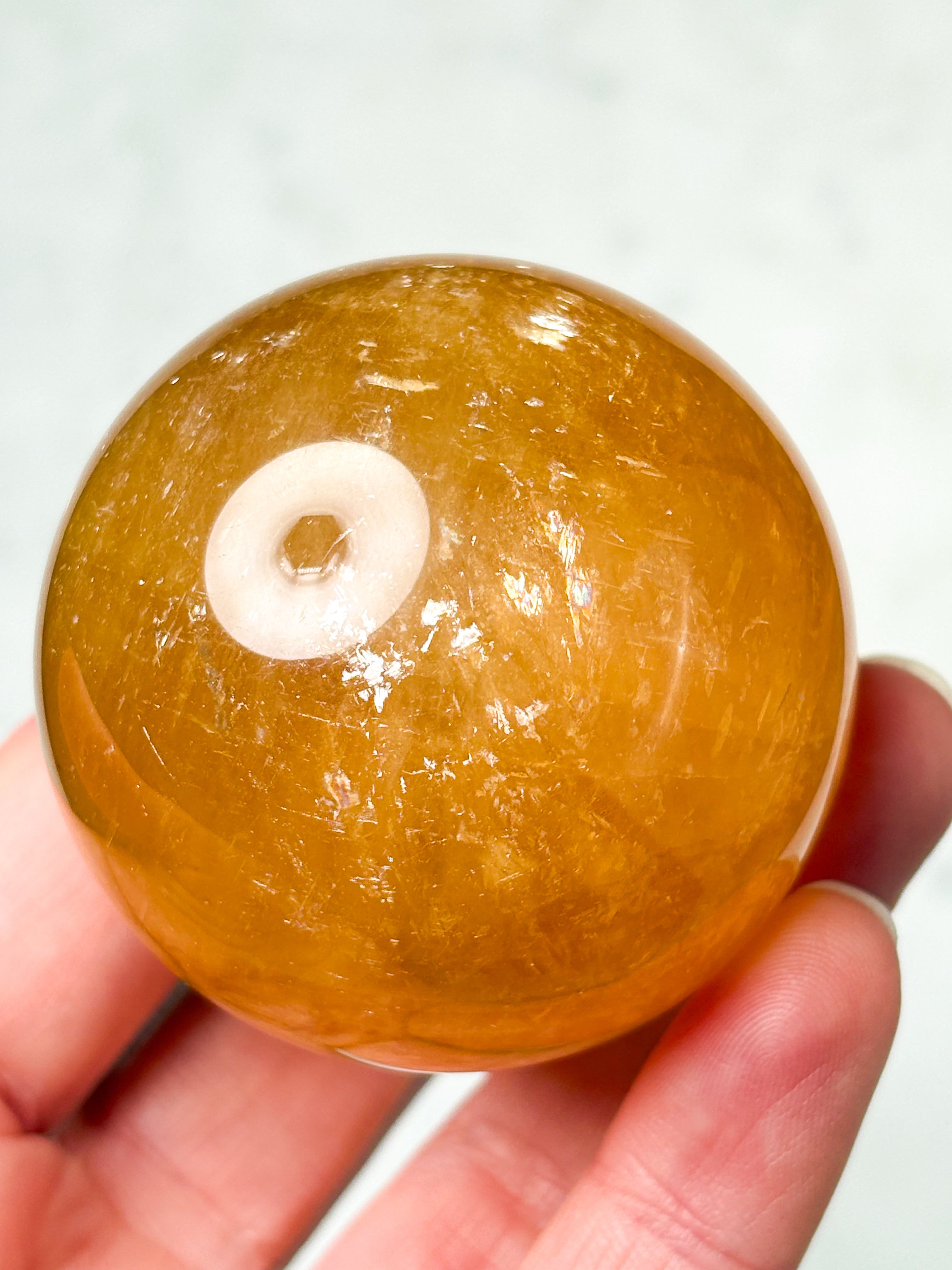 Optisk Honning Calcit Kugle (Nr. 2)