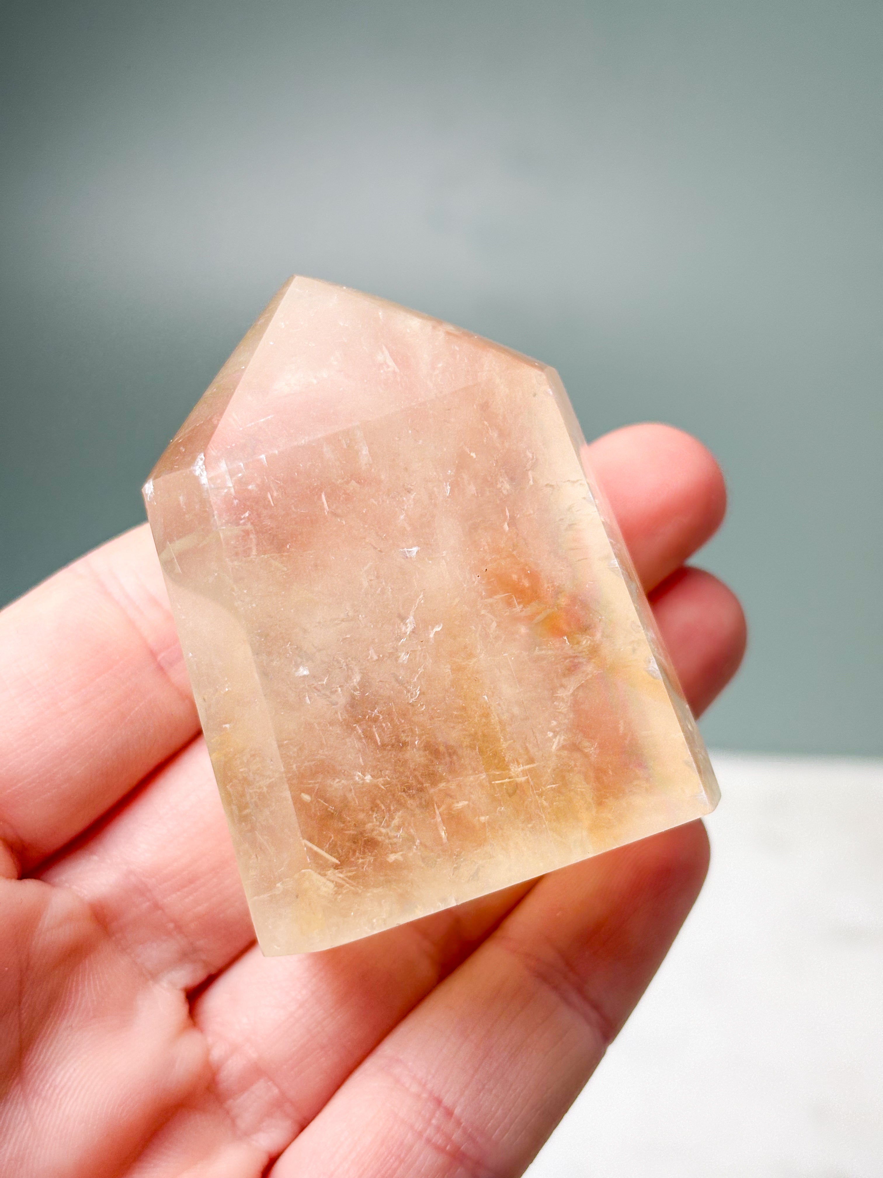 Optisk Honning Calcit Tårn (Nr. 10)