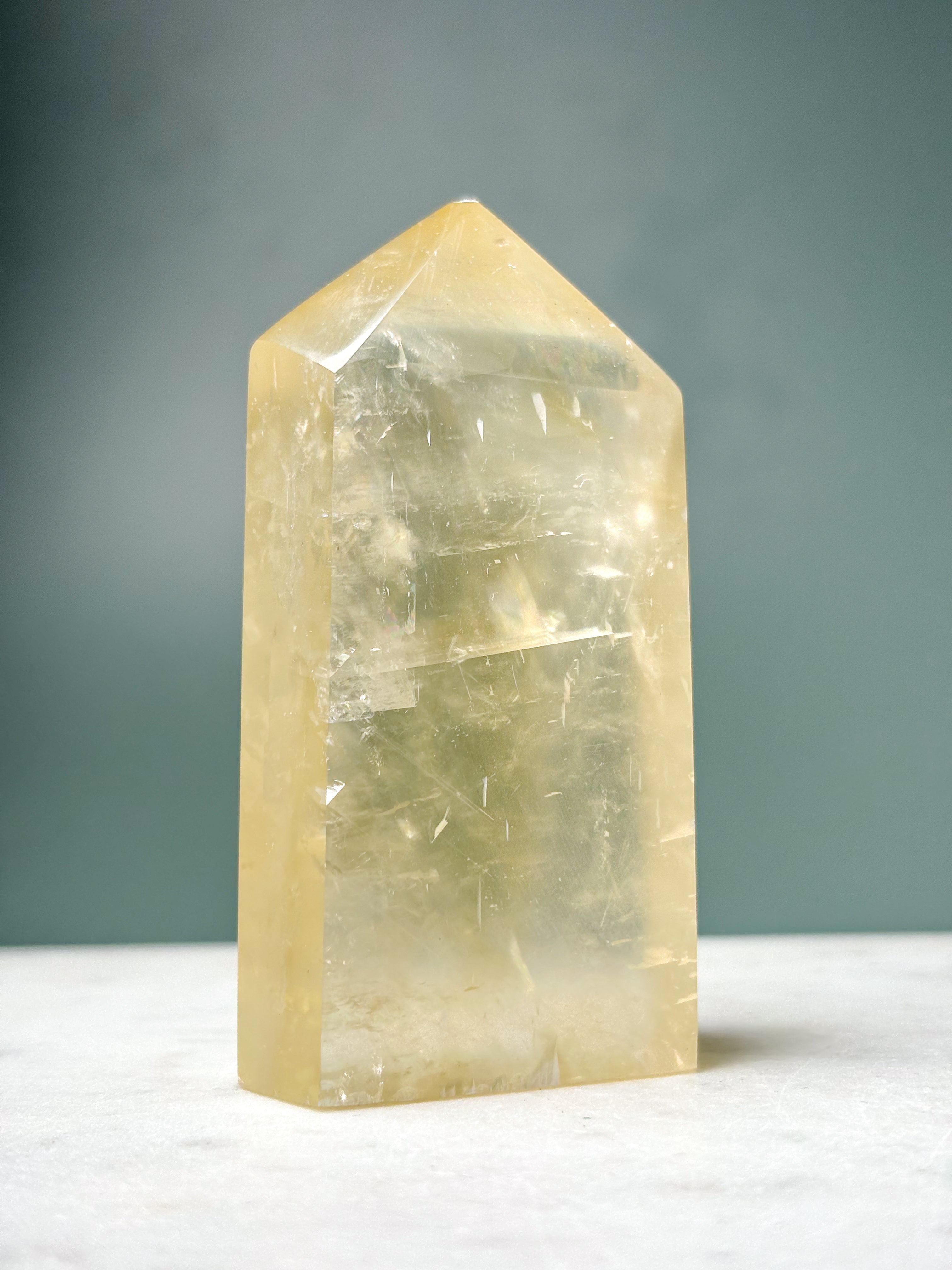 Optisk Honning Calcit Tårn (Nr. 11)