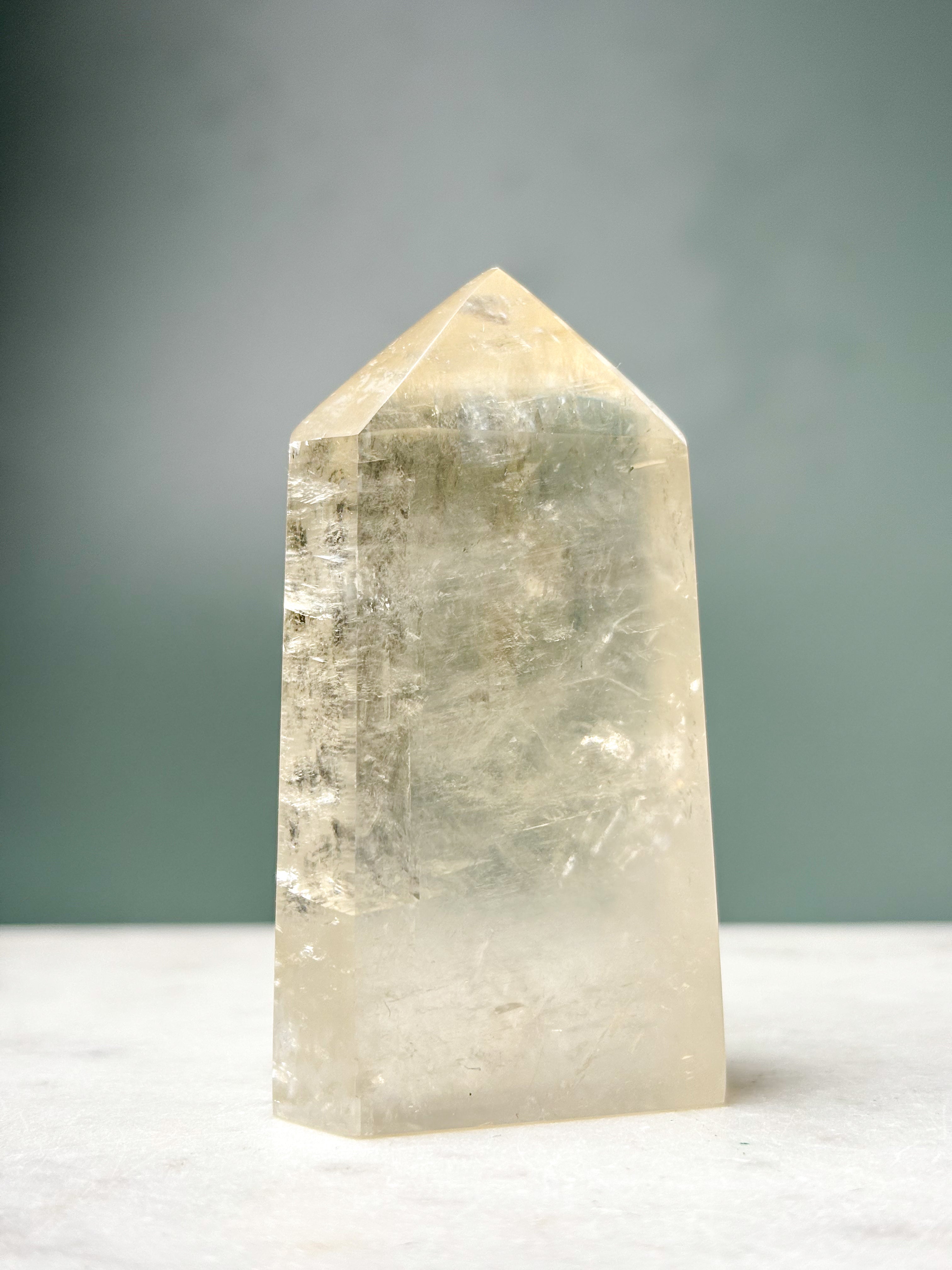 Optisk Honning Calcit Tårn (Nr. 13)