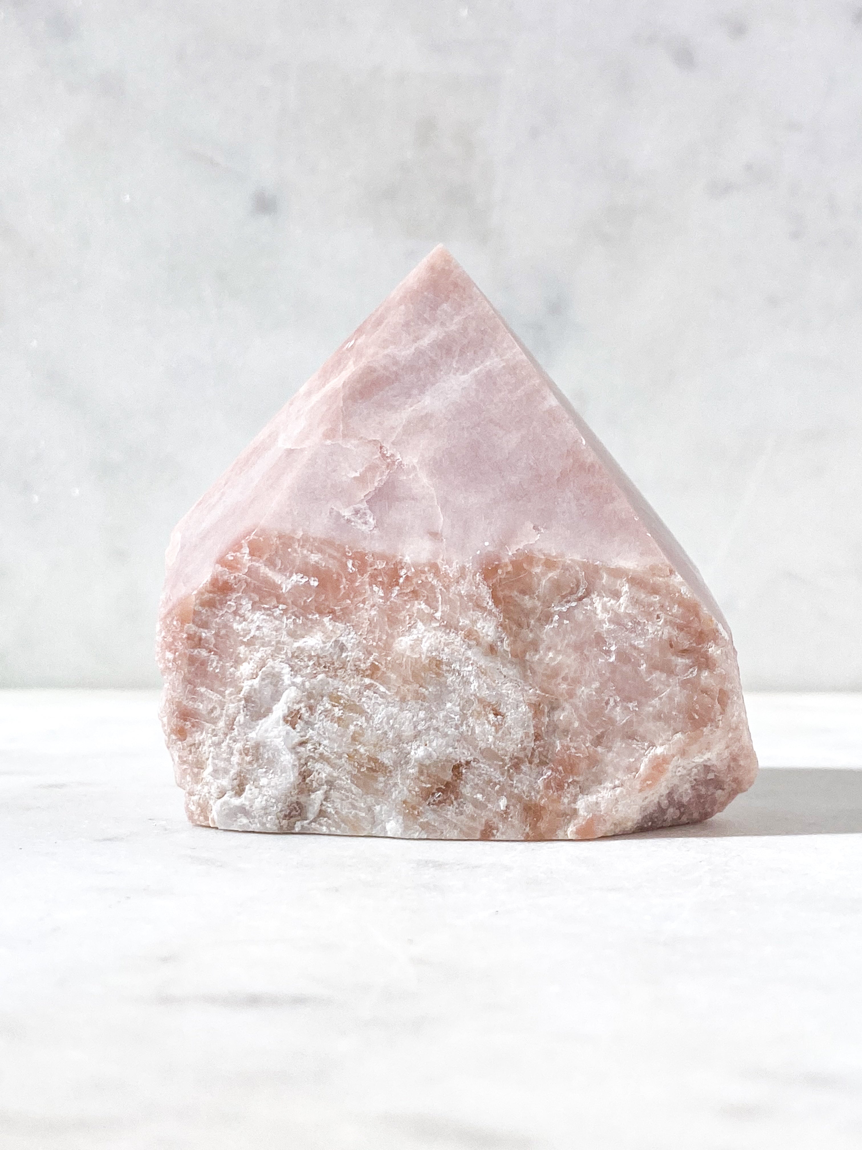 Pink Opal Med Semipoleret Spids (Nr. 4)