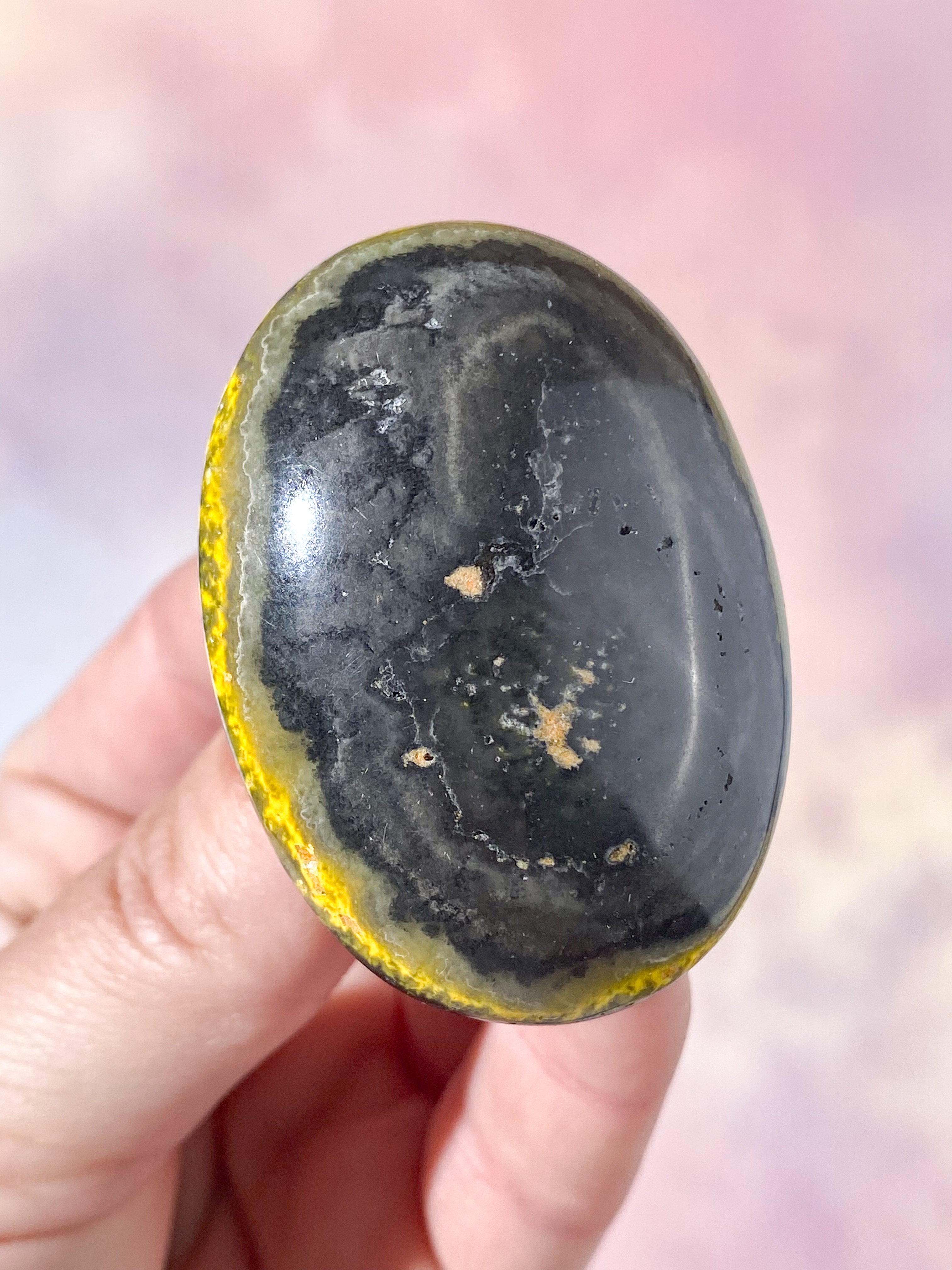 Bumble Bee Calcit Palmstone (Nr. 11)