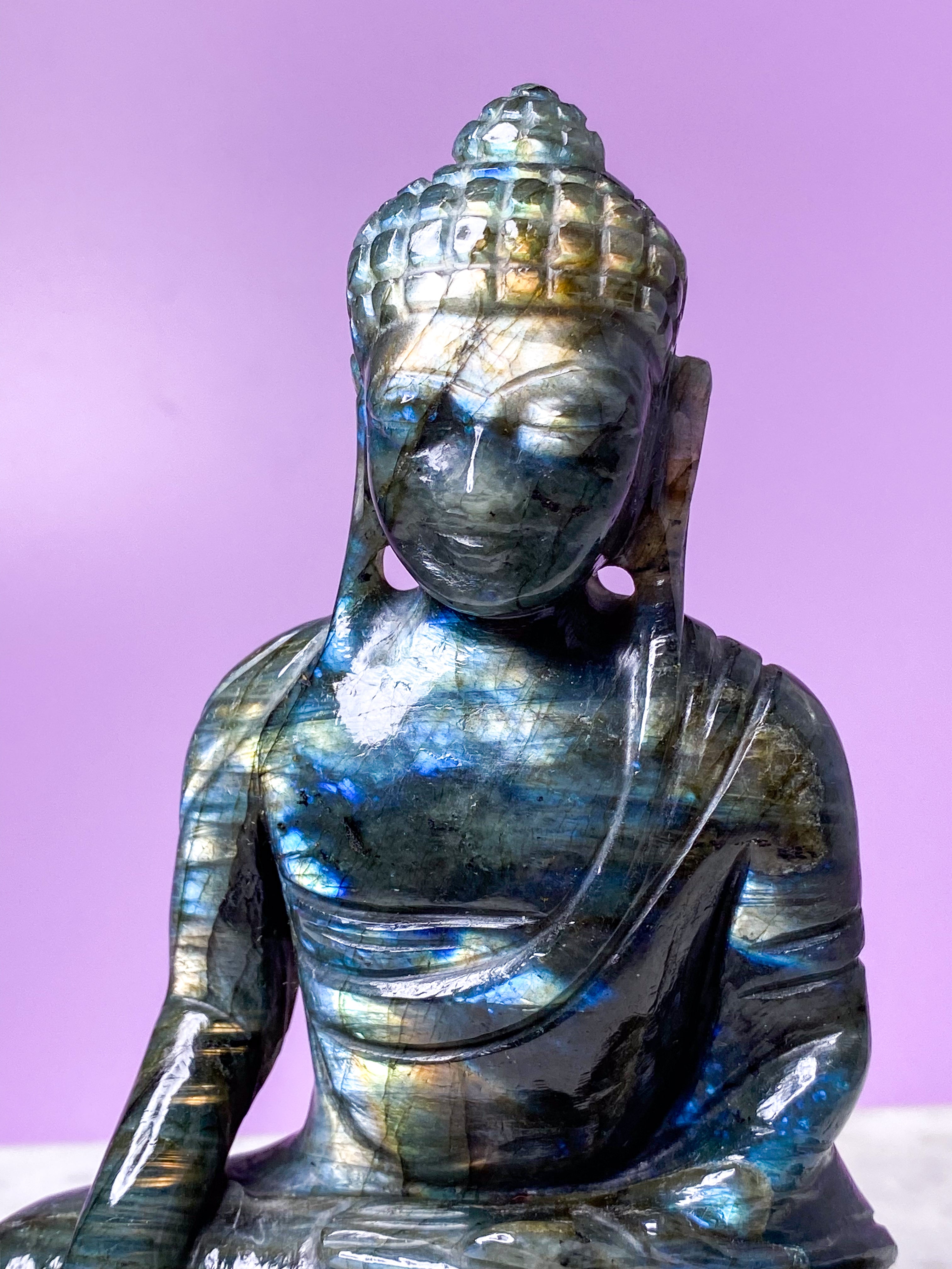 Labradorit Buddha (Nr. 1)