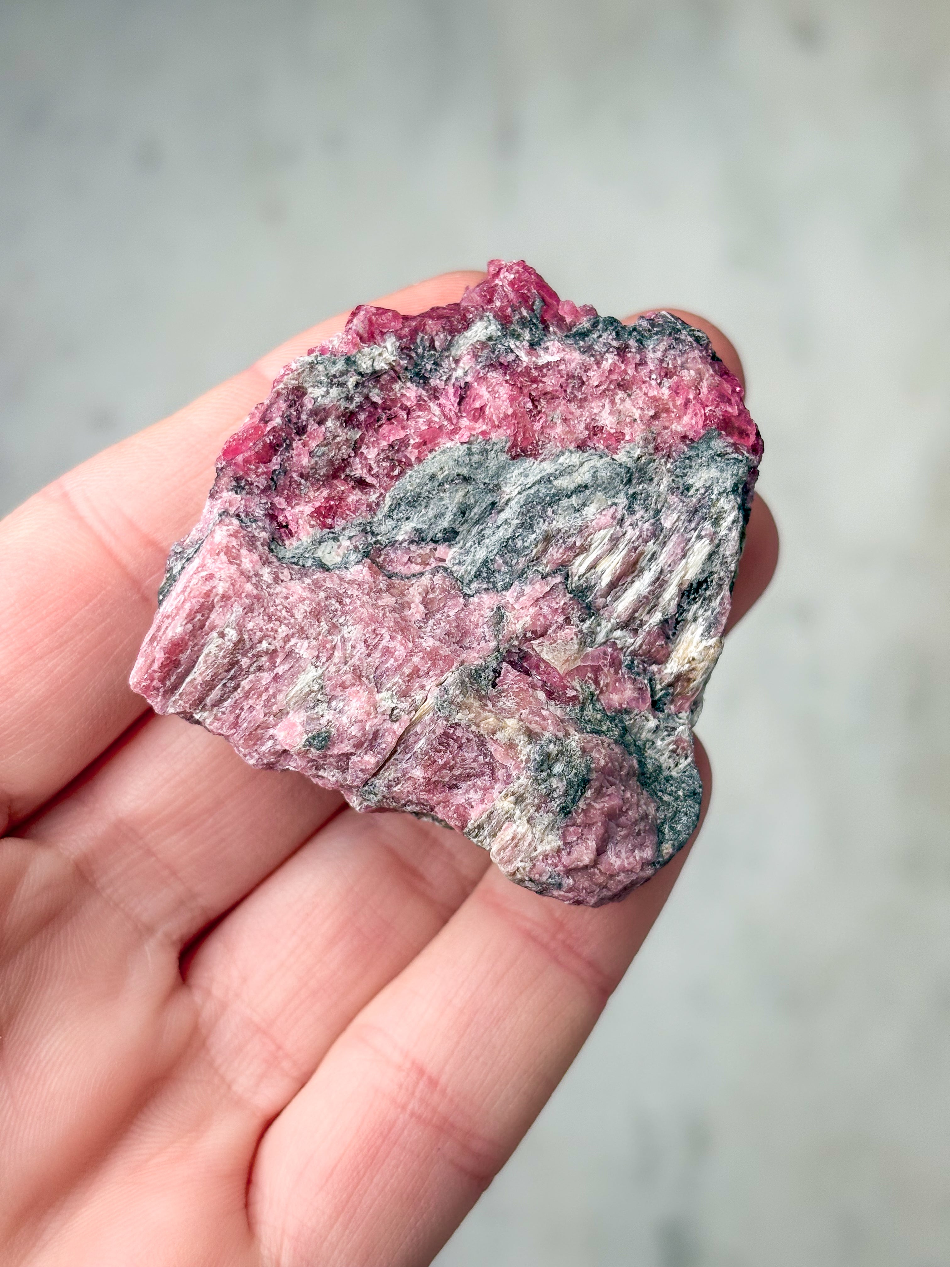 Gemmy Rhodonit (Nr. 7)