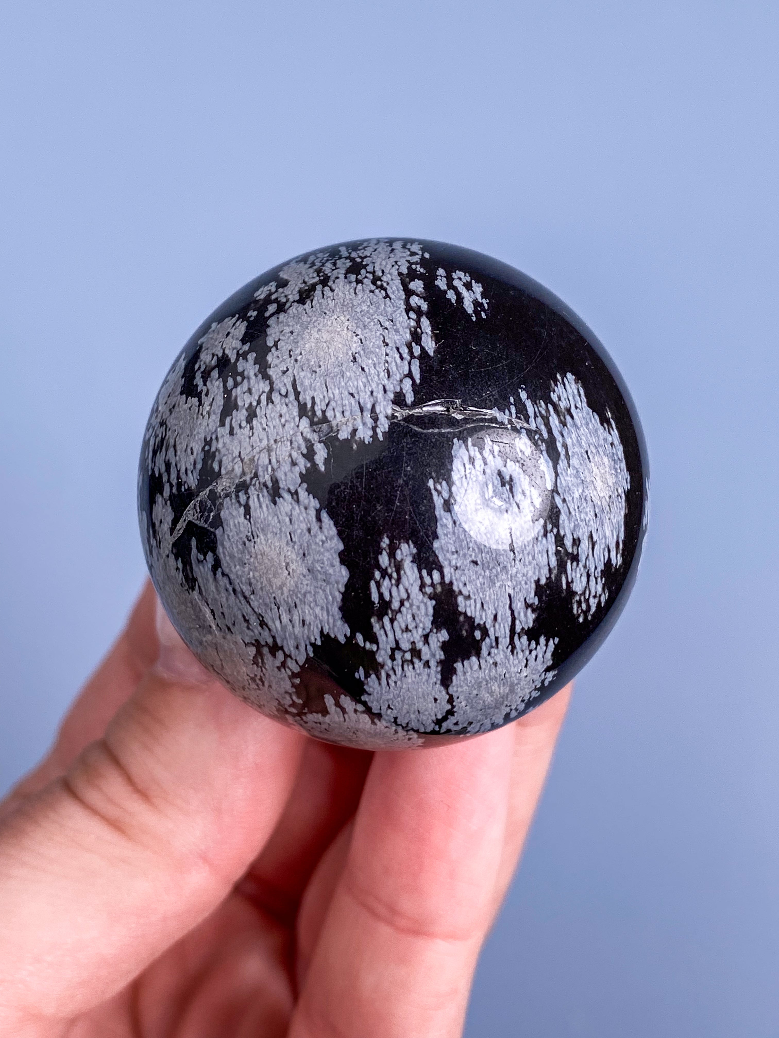 Snowflake obsidian kula (2 cm)