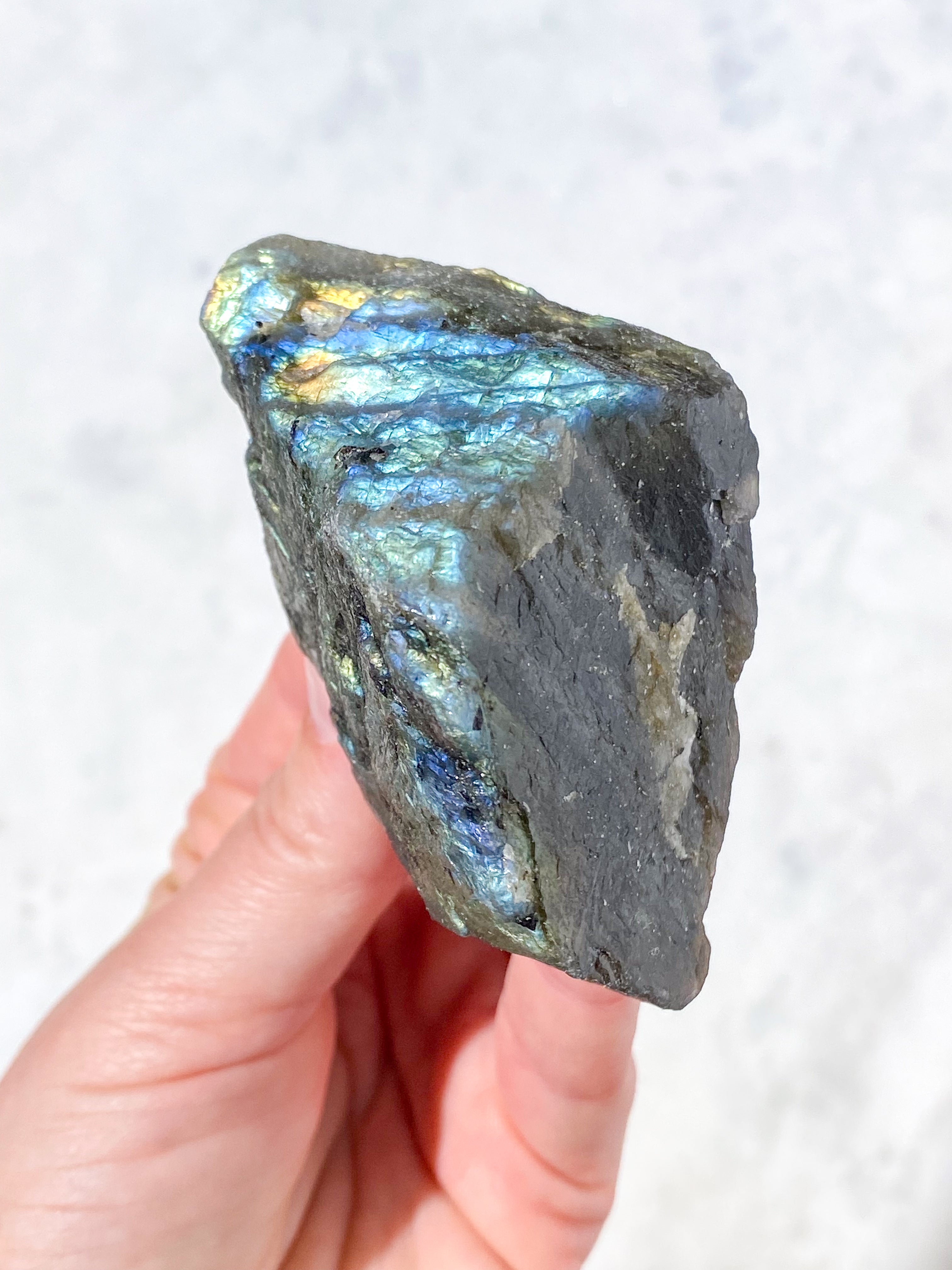 Labradorit Rå (Nr. 4)