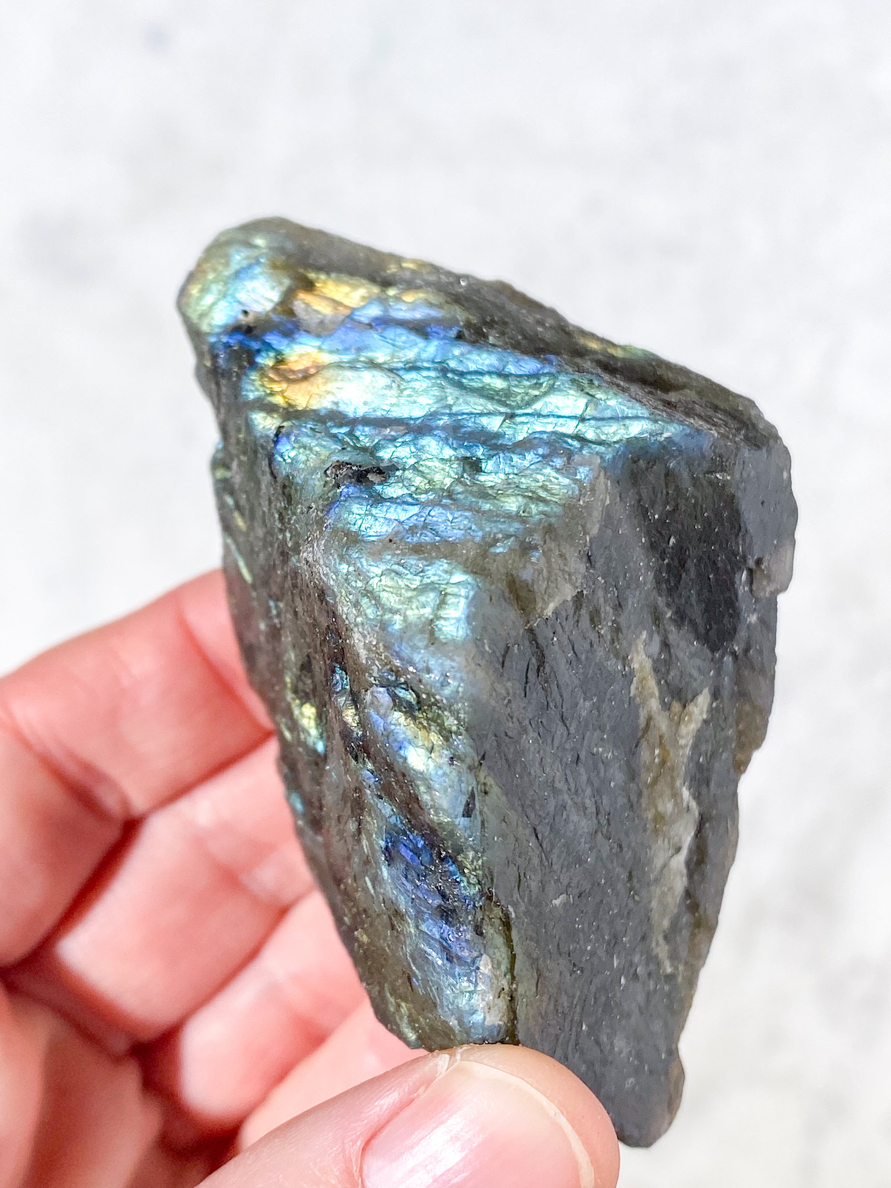 Labradorit Rå (Nr. 4)