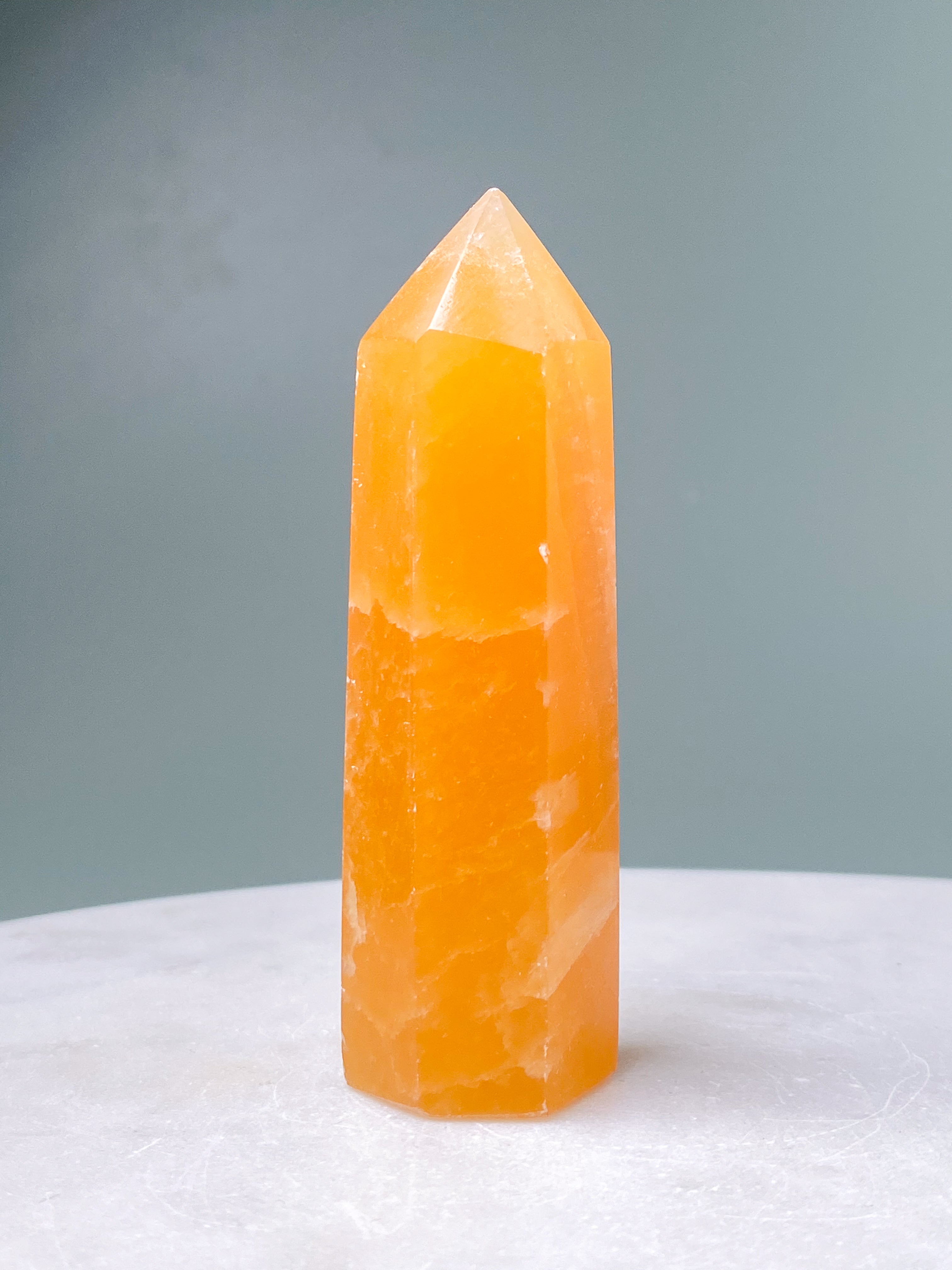 Orange Calcit Tårn (Nr. 1)