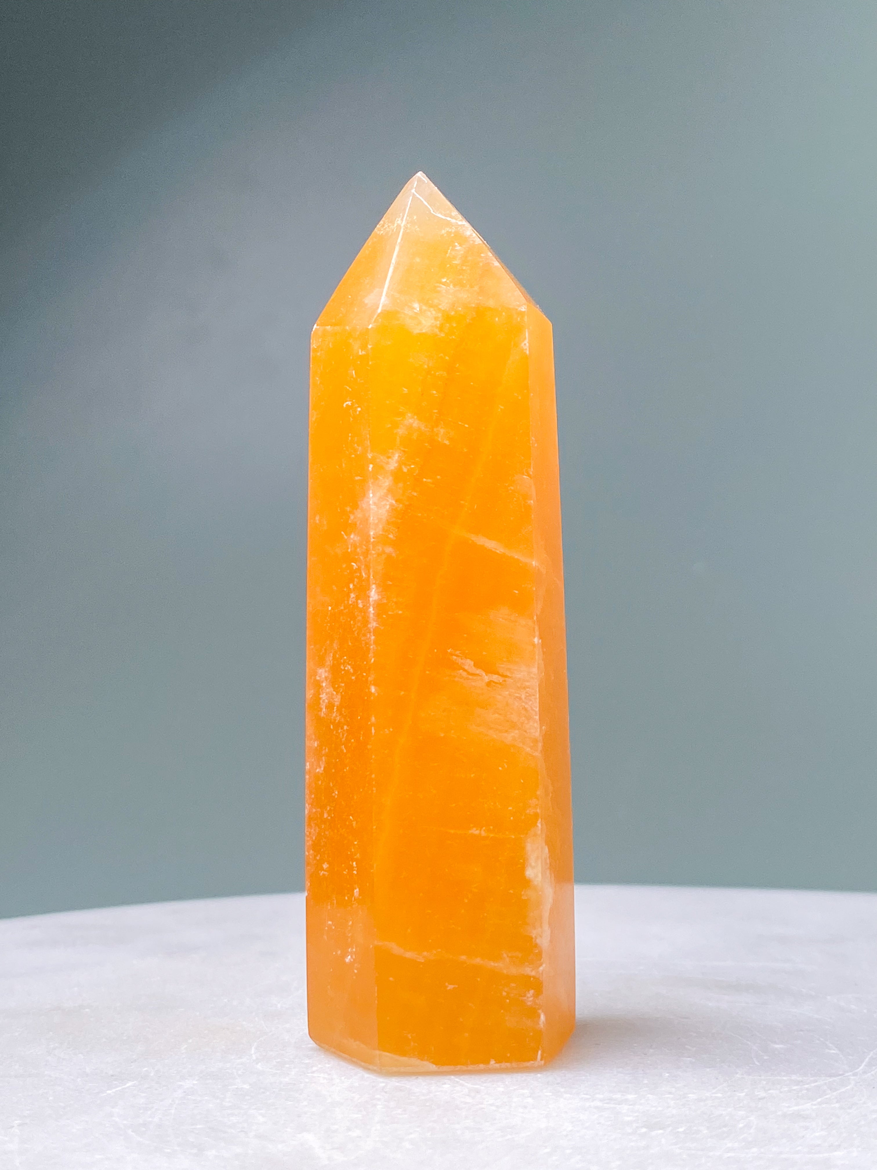 Orange Calcit Tårn (Nr. 1)