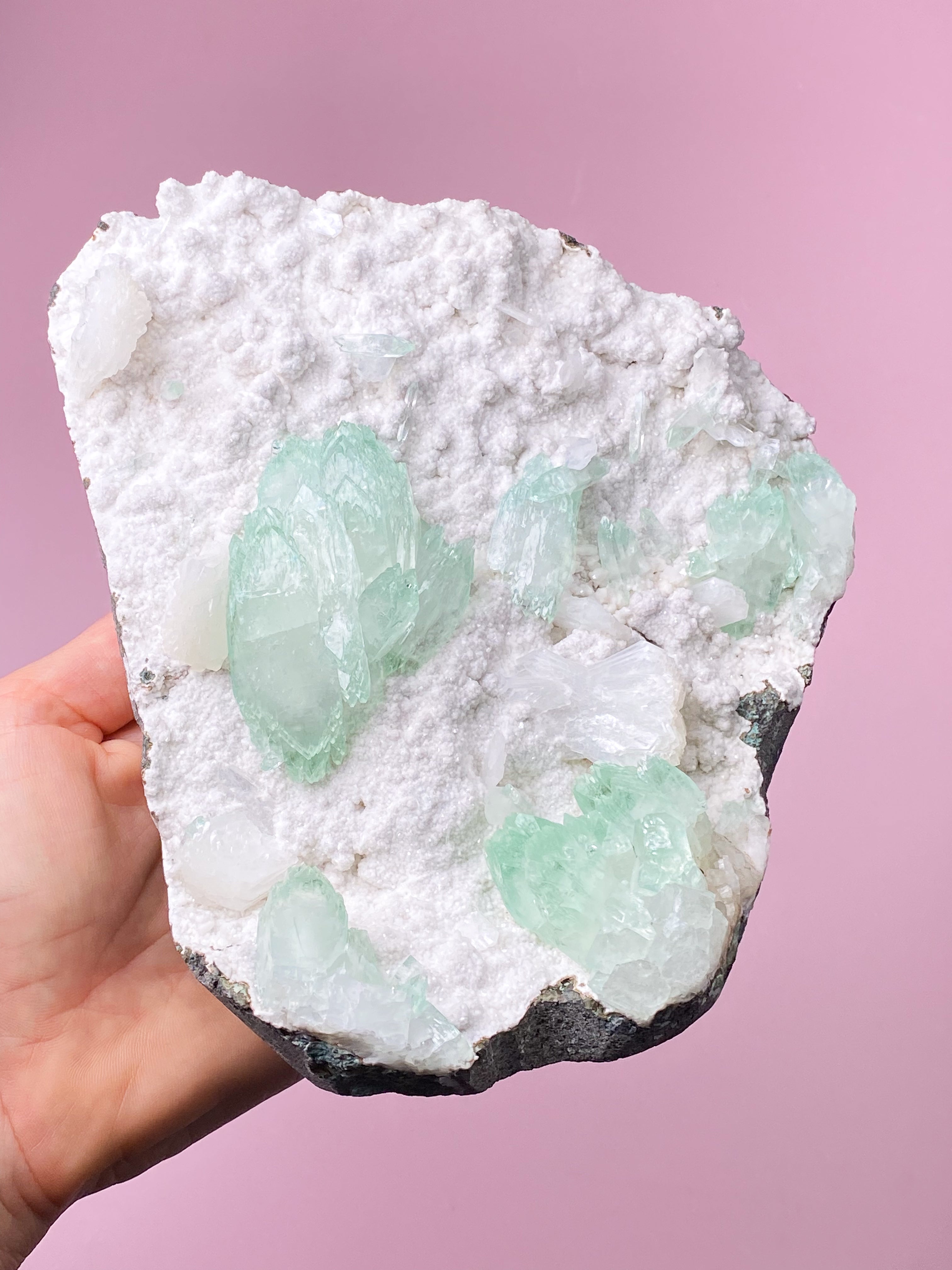 Grönt apofyllitkluster (nr 38)