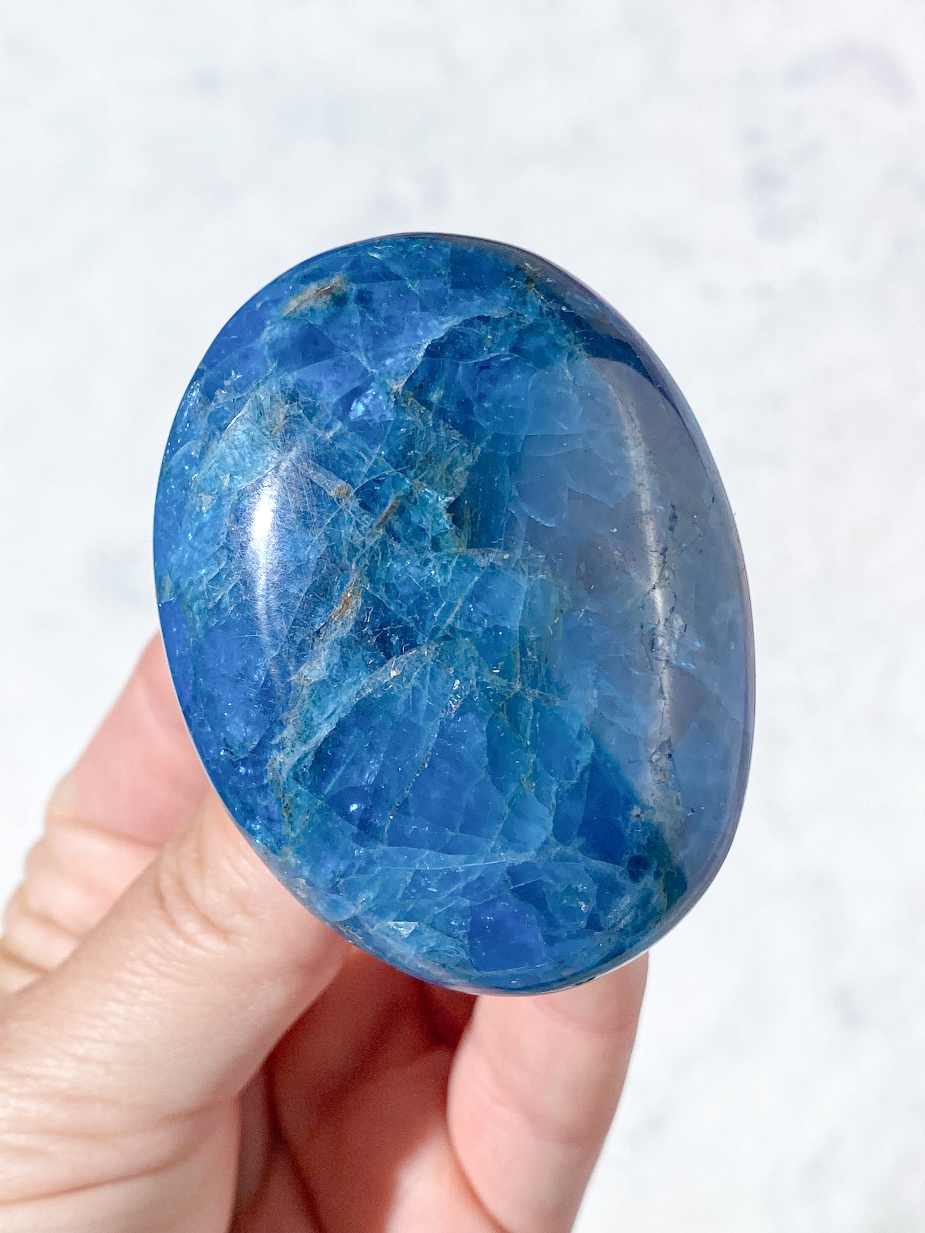 Blå Apatit Palmstone (Nr. 8)