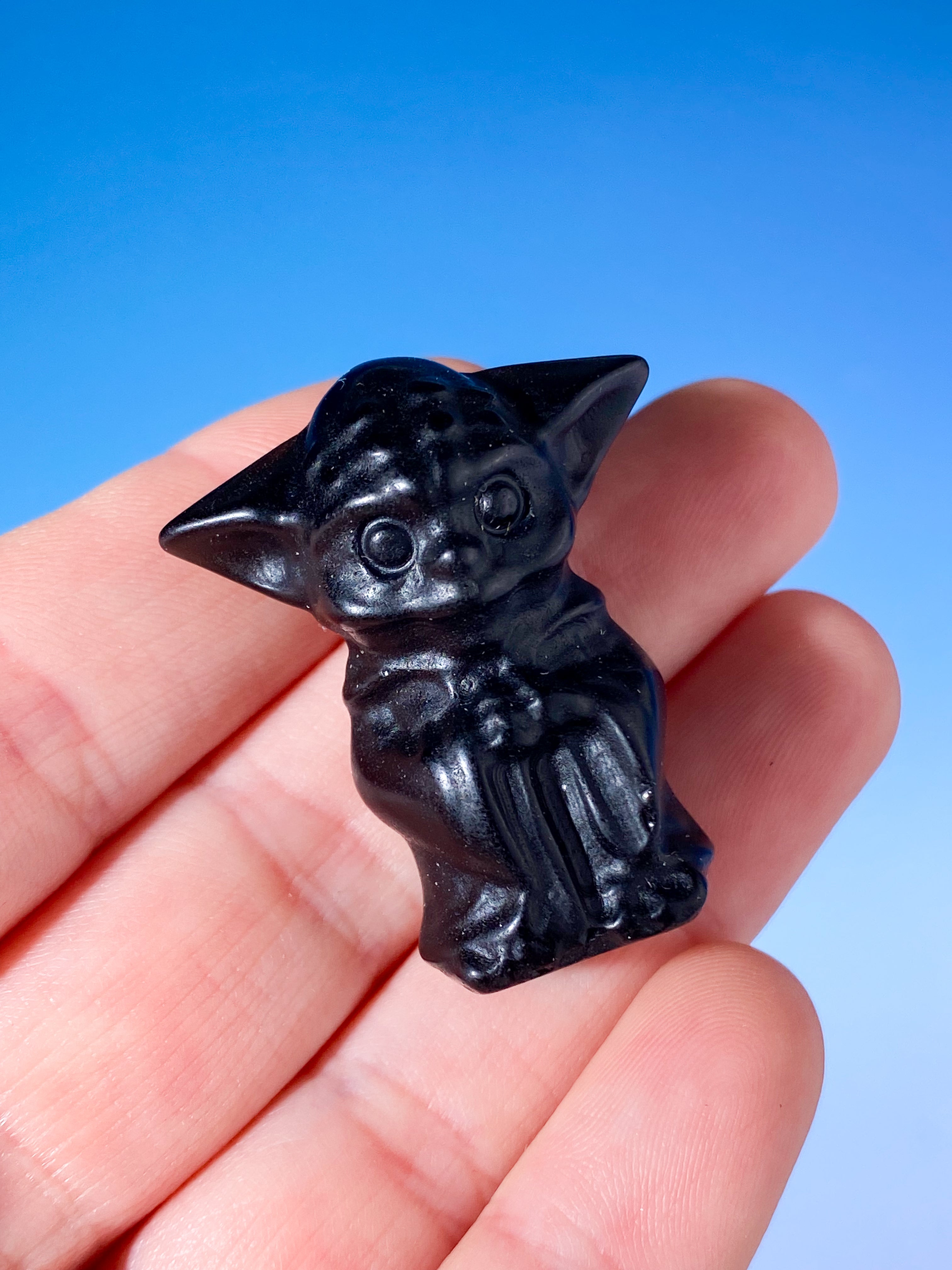 Obsidian Yoda (Mini)
