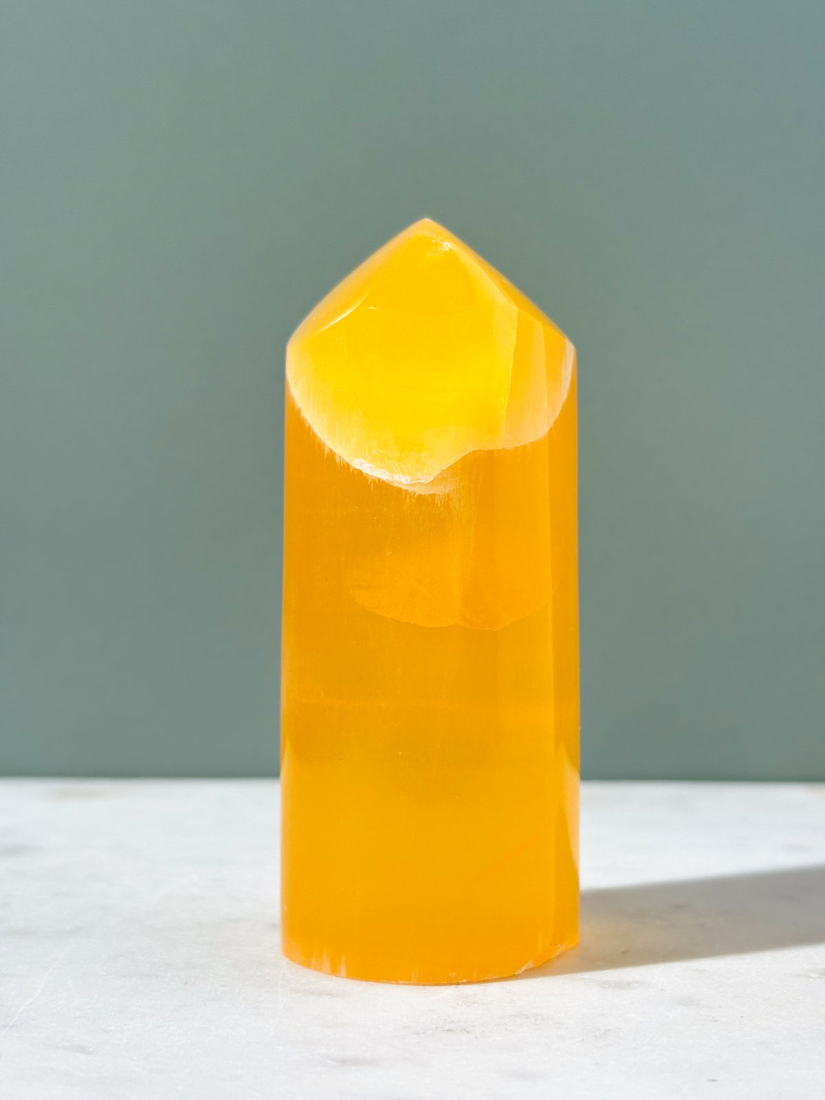 Honeycomb Calcit Tårn (Nr. 5)