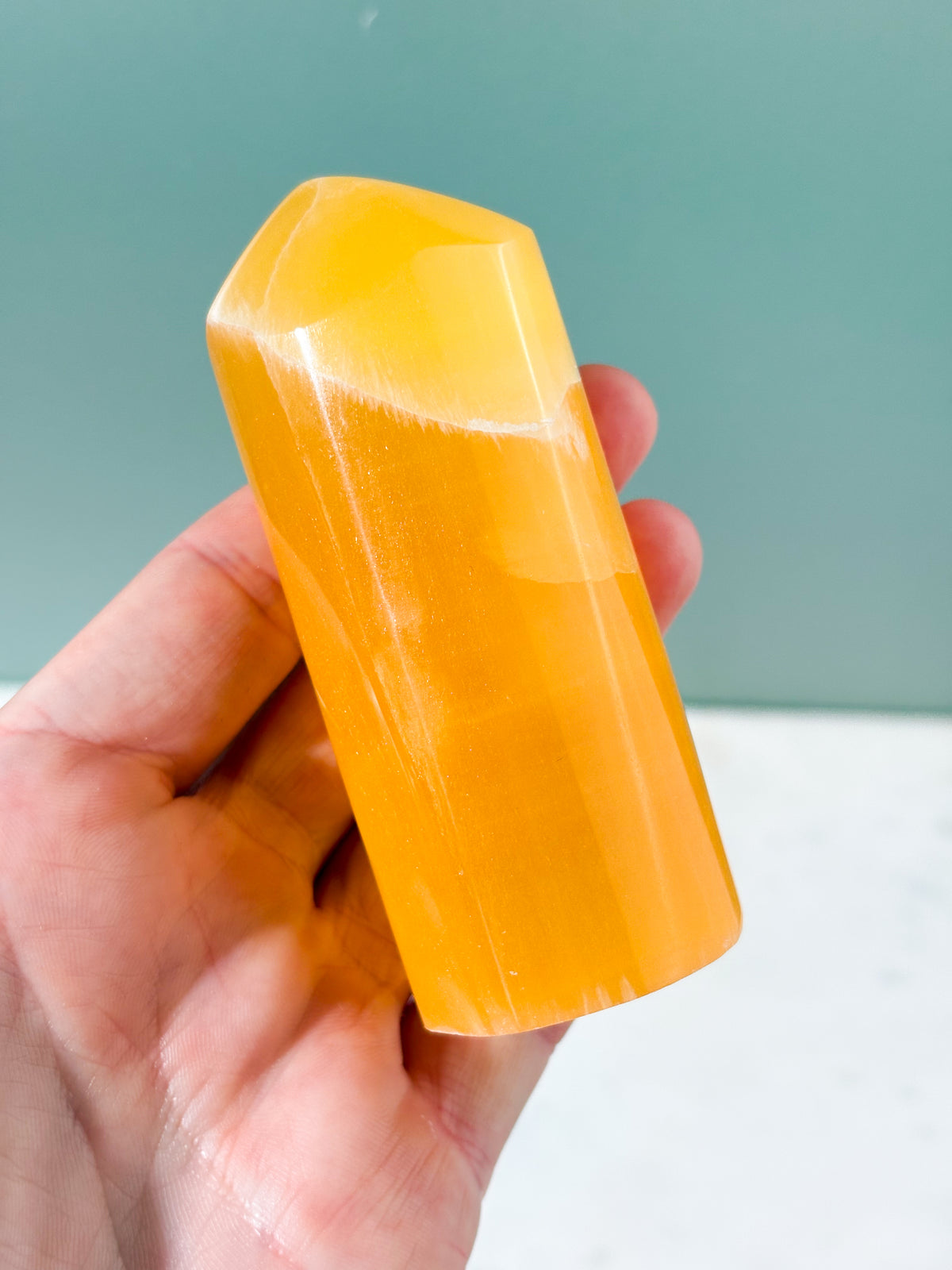 Honeycomb Calcit Tårn (Nr. 5)