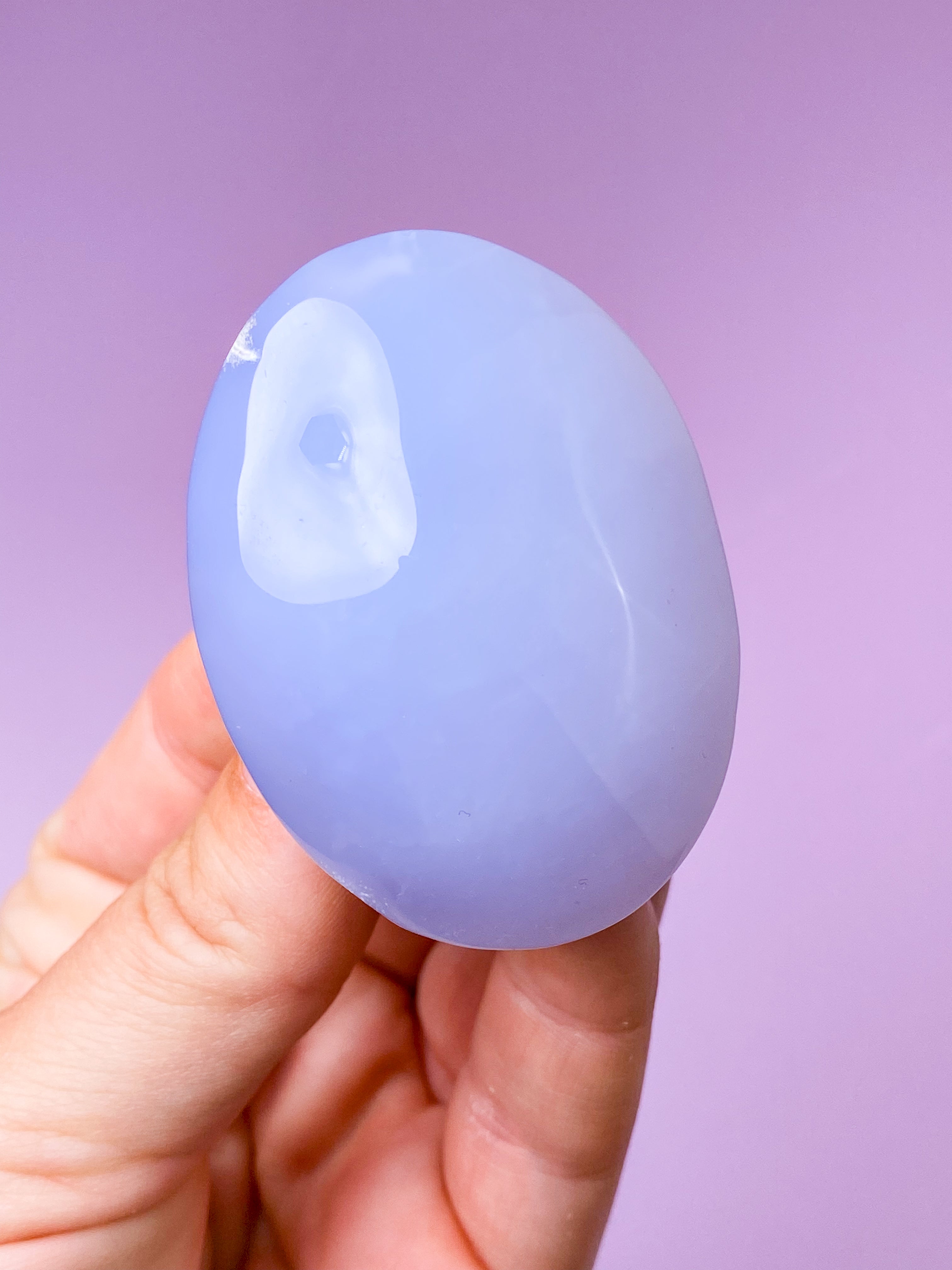 Blå Chalcedon Palmstone (Nr. 1)